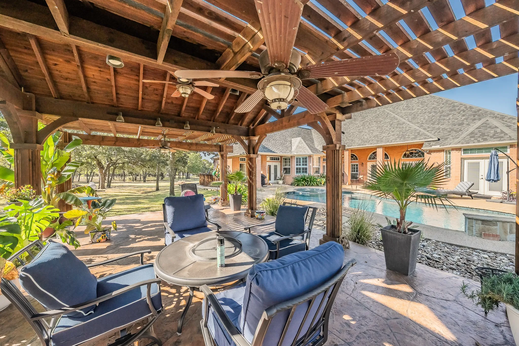 Single Family Residence For Sale in Johnson County , 225 Sherry Lane, Burleson, Texas 76028, 3 Bedroom, 4 Bathroom, 3 Garage spaces, 3,374 Sqft, built in 2002, mls#21406326, Real Estate Agent in Burleson, Homes For Sale in Johnson county, Homes For Sale in Burleson, Realtor in Burleson Texas, Real Estate Brokerage Independent Realty Texas, Luminita Cordes Realtor