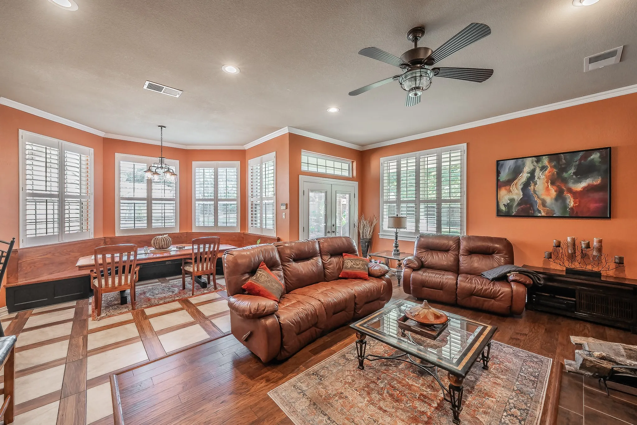 Single Family Residence For Sale in Johnson County , 225 Sherry Lane, Burleson, Texas 76028, 3 Bedroom, 4 Bathroom, 3 Garage spaces, 3,374 Sqft, built in 2002, mls#21406326, Real Estate Agent in Burleson, Homes For Sale in Johnson county, Homes For Sale in Burleson, Realtor in Burleson Texas, Real Estate Brokerage Independent Realty Texas, Luminita Cordes Realtor