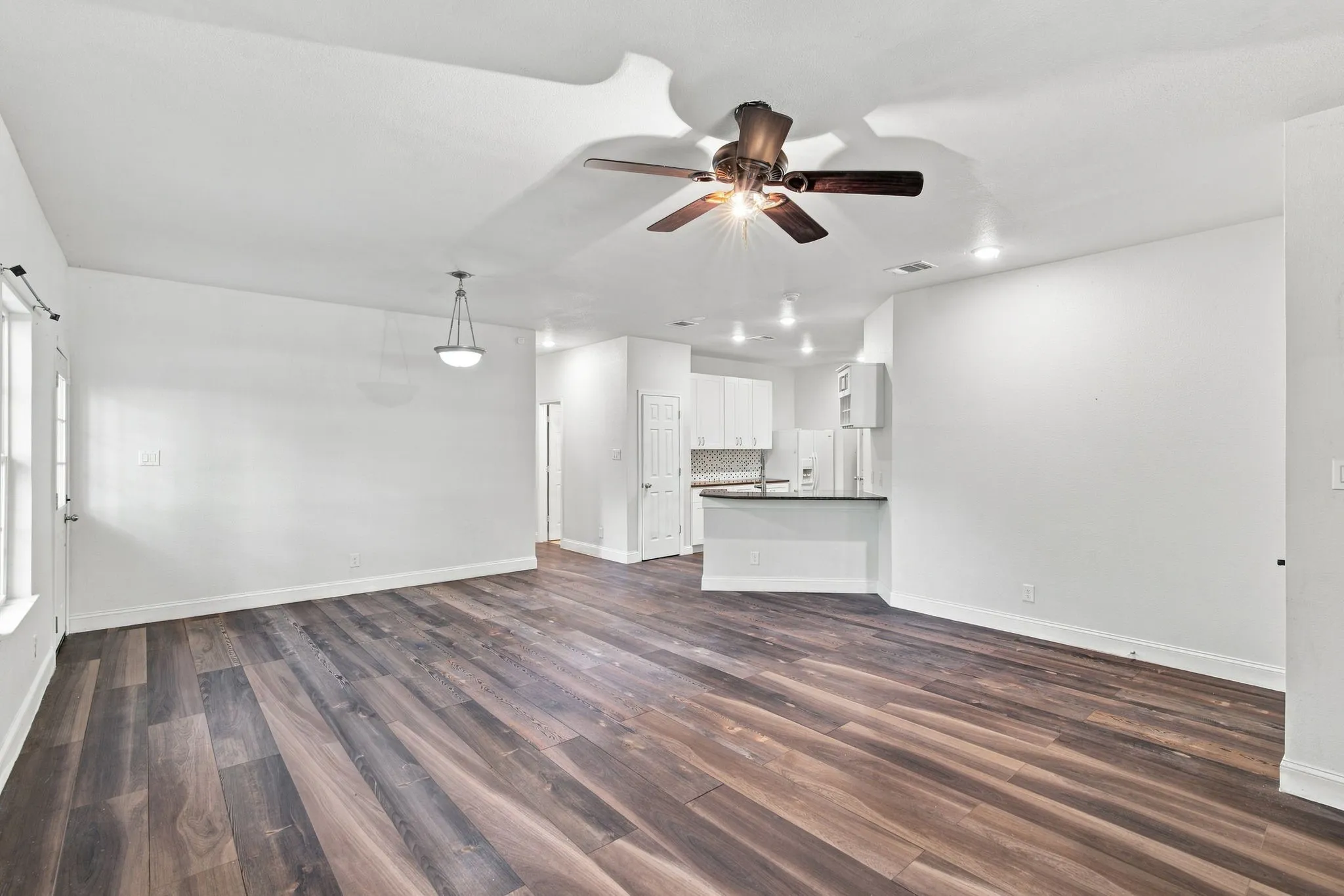 Apartment For Sale in Tarrant County , 1837 Jennifer #A Court, Pelican Bay, Texas 76020, 4 Bedroom, 2 Bathroom, 2 Garage spaces, 0 Sqft, built in 2021, mls#21408679, Real Estate Agent in Pelican Bay, Homes For Sale in Tarrant county, Homes For Sale in Pelican Bay, Realtor in Pelican Bay Texas, Real Estate Brokerage Independent Realty Texas, Luminita Cordes Realtor