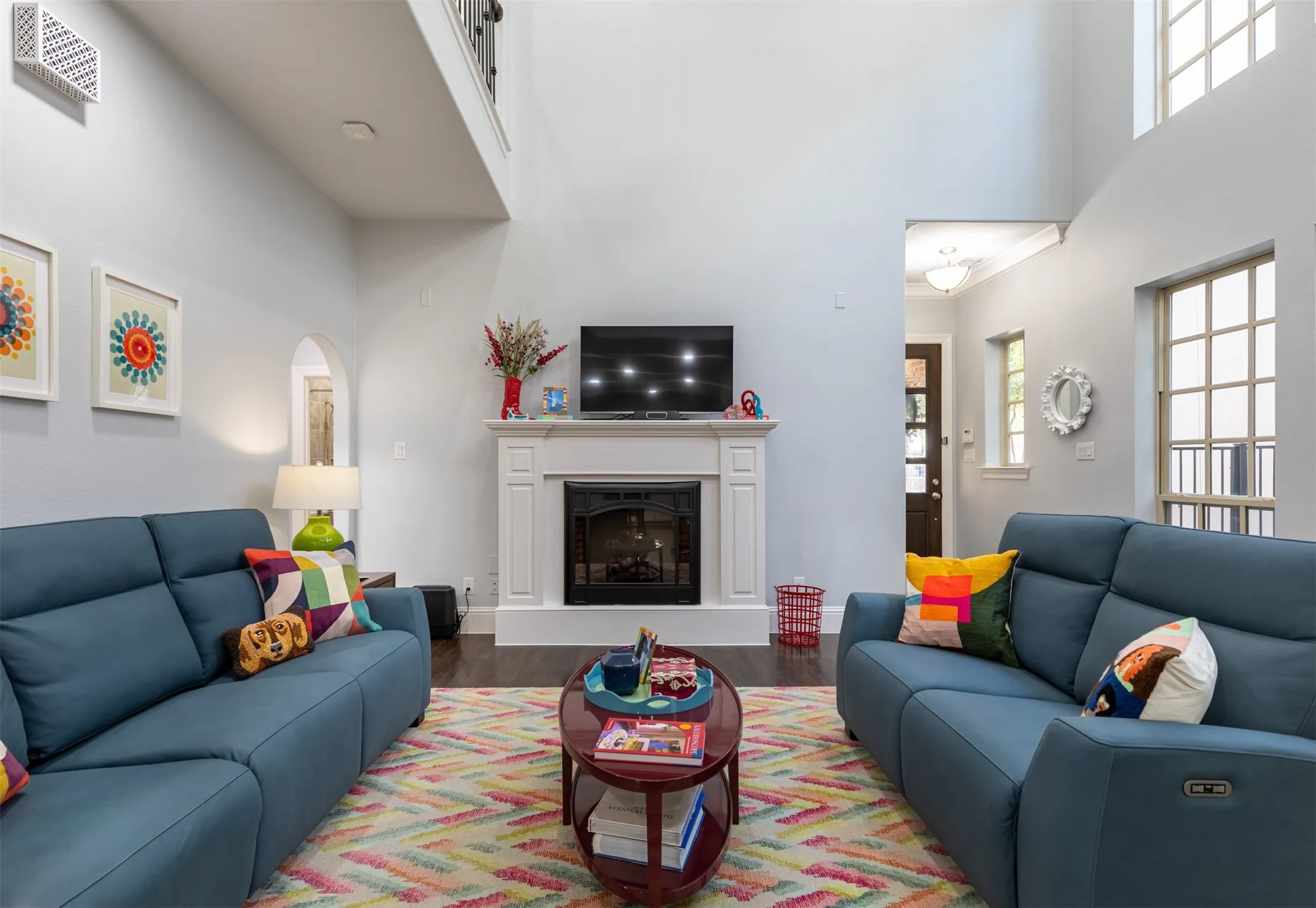 Living room room with fireplace.