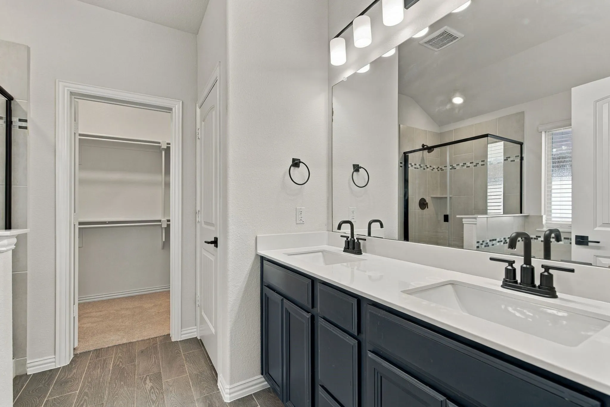 Single Family Residence For Sale in Denton County , 5117 Del Monte Drive, Denton, Texas 76207, 3 Bedroom, 2 Bathroom, 2 Garage spaces, 1,518 Sqft, built in 2023, mls#21408680, Real Estate Agent in Denton, Homes For Sale in Denton county, Homes For Sale in Denton, Realtor in Denton Texas, Real Estate Brokerage Independent Realty Texas, Luminita Cordes Realtor