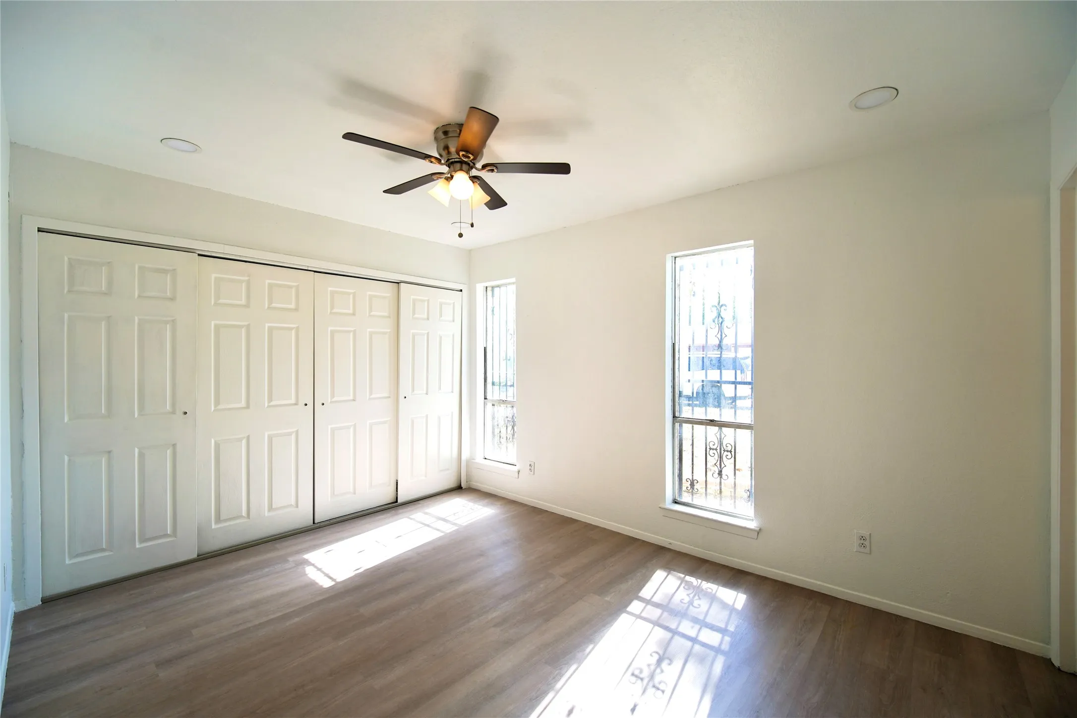 Single Family Residence For Rent in Dallas County , 1035 Timberview Drive, Hutchins, Texas 75141, 3 Bedroom, 2 Bathroom, 2 Garage spaces, 1,094 Sqft, built in 1970, mls#21406029, Real Estate Agent in Hutchins, Homes For Rent in Dallas county, Homes For Rent in Hutchins, Realtor in Hutchins Texas, Real Estate Brokerage Independent Realty Texas, Luminita Cordes Realtor