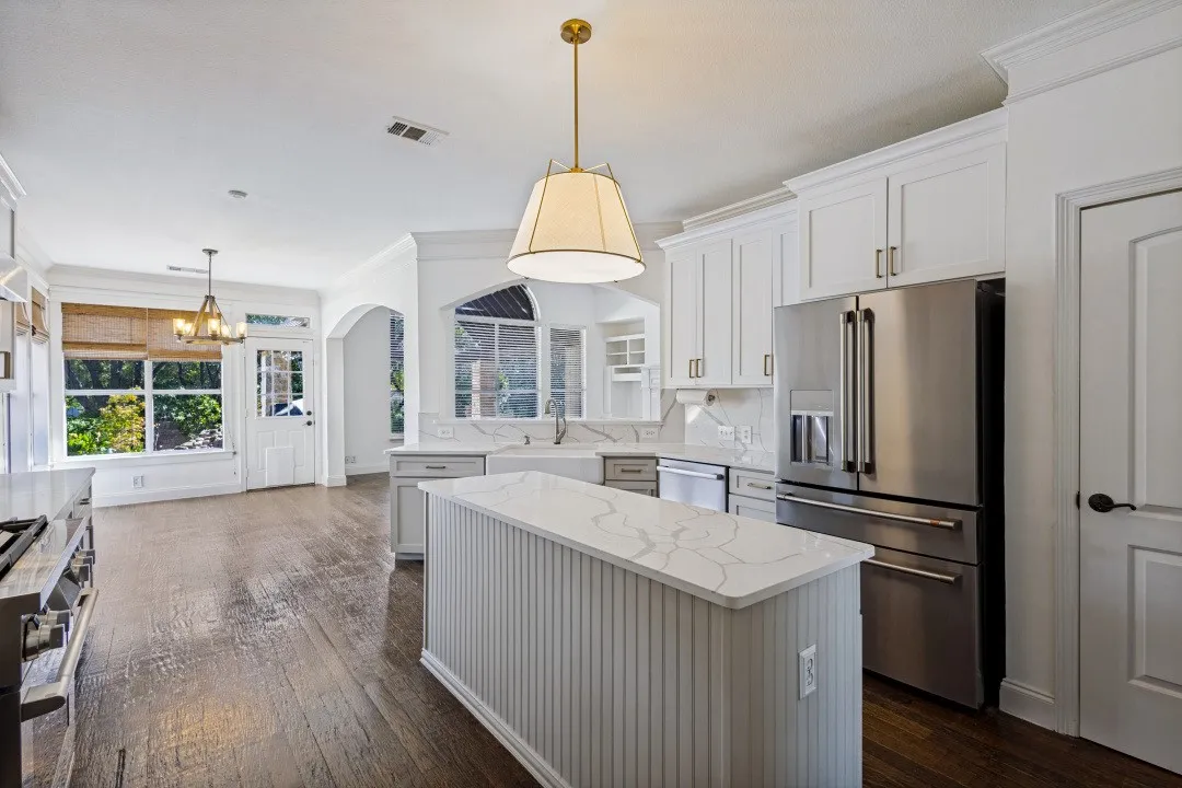 KITCHEN BOASTS OF ALL THE BEAUTIFUL UPGRADES WITH WALK IN PANTRY