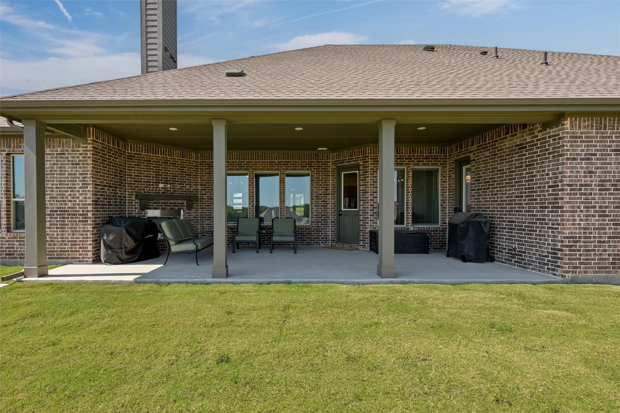 Single Family Residence For Sale in Grayson County , 813 Valley Ridge Road, Van Alstyne, Texas 75495, 5 Bedroom, 3 Bathroom, 3 Garage spaces, 3,508 Sqft, built in 2026, mls#21405783, Real Estate Agent in Van Alstyne, Homes For Sale in Grayson county, Homes For Sale in Van Alstyne, Realtor in Van Alstyne Texas, Real Estate Brokerage Independent Realty Texas, Luminita Cordes Realtor
