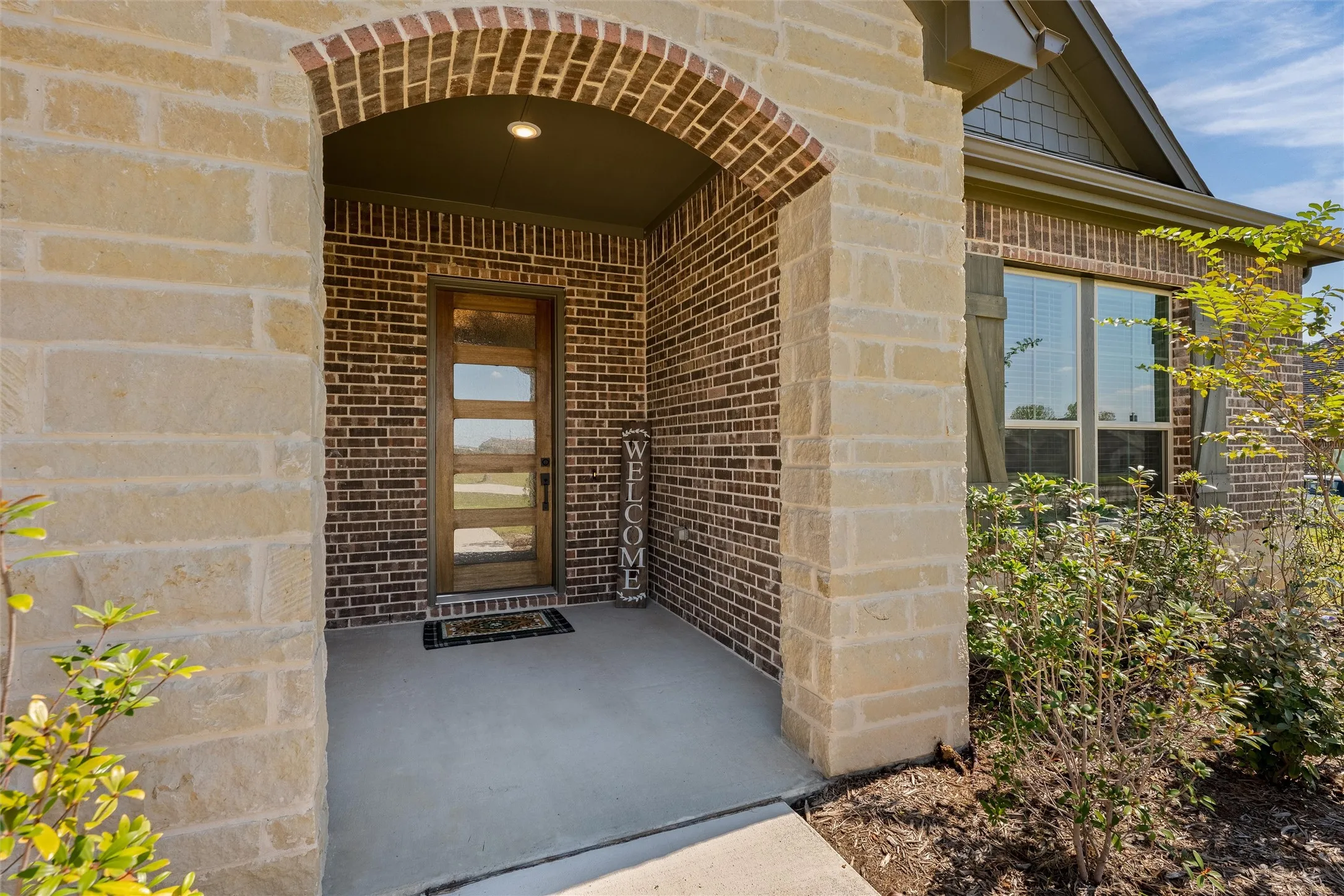 Single Family Residence For Sale in Grayson County , 813 Valley Ridge Road, Van Alstyne, Texas 75495, 5 Bedroom, 3 Bathroom, 3 Garage spaces, 3,508 Sqft, built in 2026, mls#21405783, Real Estate Agent in Van Alstyne, Homes For Sale in Grayson county, Homes For Sale in Van Alstyne, Realtor in Van Alstyne Texas, Real Estate Brokerage Independent Realty Texas, Luminita Cordes Realtor