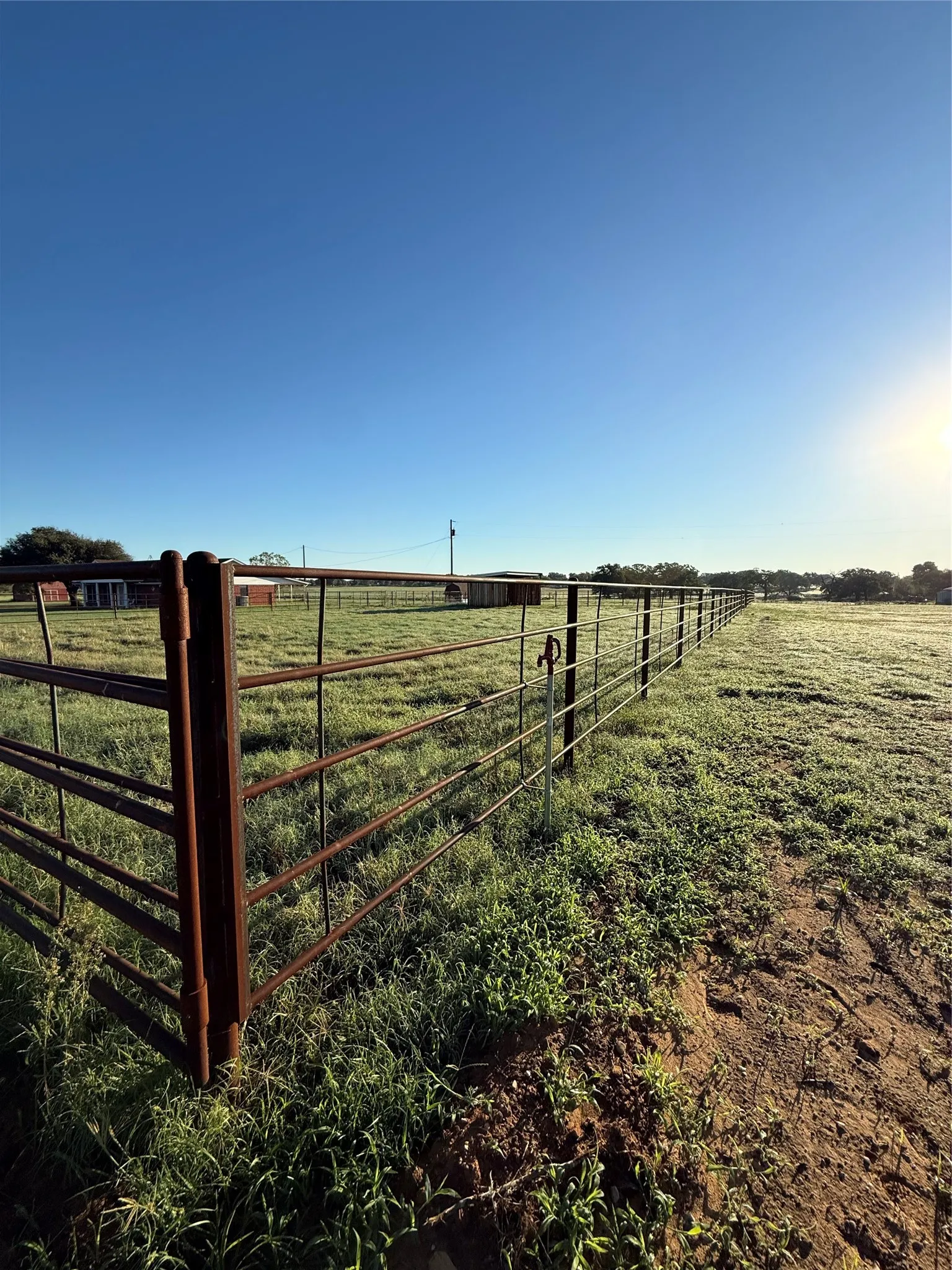 Single Family Residence For Rent in Palo Pinto County , 4529 Fm 1195, Mineral Wells, Texas 76067, 2 Bedroom, 2 Bathroom, Garage spaces, 1,880 Sqft, built in 1904, mls#21407805, Real Estate Agent in Mineral Wells, Homes For Rent in Palo Pinto county, Homes For Rent in Mineral Wells, Realtor in Mineral Wells Texas, Real Estate Brokerage Independent Realty Texas, Luminita Cordes Realtor