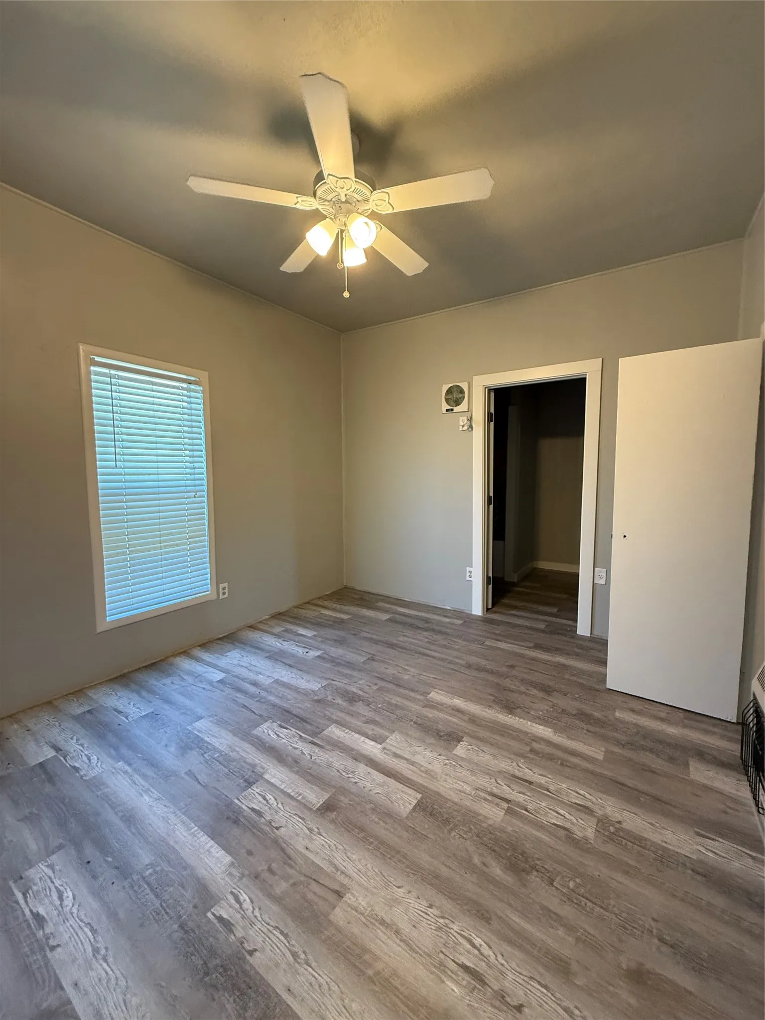 Single Family Residence For Rent in Palo Pinto County , 4529 Fm 1195, Mineral Wells, Texas 76067, 2 Bedroom, 2 Bathroom, Garage spaces, 1,880 Sqft, built in 1904, mls#21407805, Real Estate Agent in Mineral Wells, Homes For Rent in Palo Pinto county, Homes For Rent in Mineral Wells, Realtor in Mineral Wells Texas, Real Estate Brokerage Independent Realty Texas, Luminita Cordes Realtor