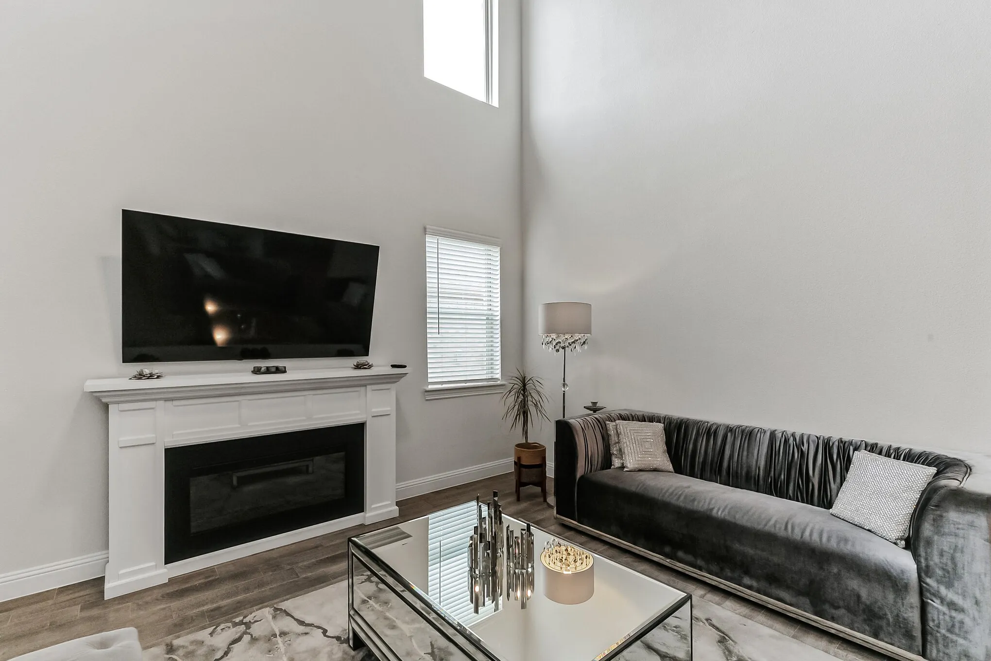 Single Family Residence For Rent in Denton County , 6028 Paddock Lane, Little Elm, Texas 76227, 4 Bedroom, 3 Bathroom, 2 Garage spaces, 2,286 Sqft, built in 2021, mls#21408587, Real Estate Agent in Little Elm, Homes For Rent in Denton county, Homes For Rent in Little Elm, Realtor in Little Elm Texas, Real Estate Brokerage Independent Realty Texas, Luminita Cordes Realtor