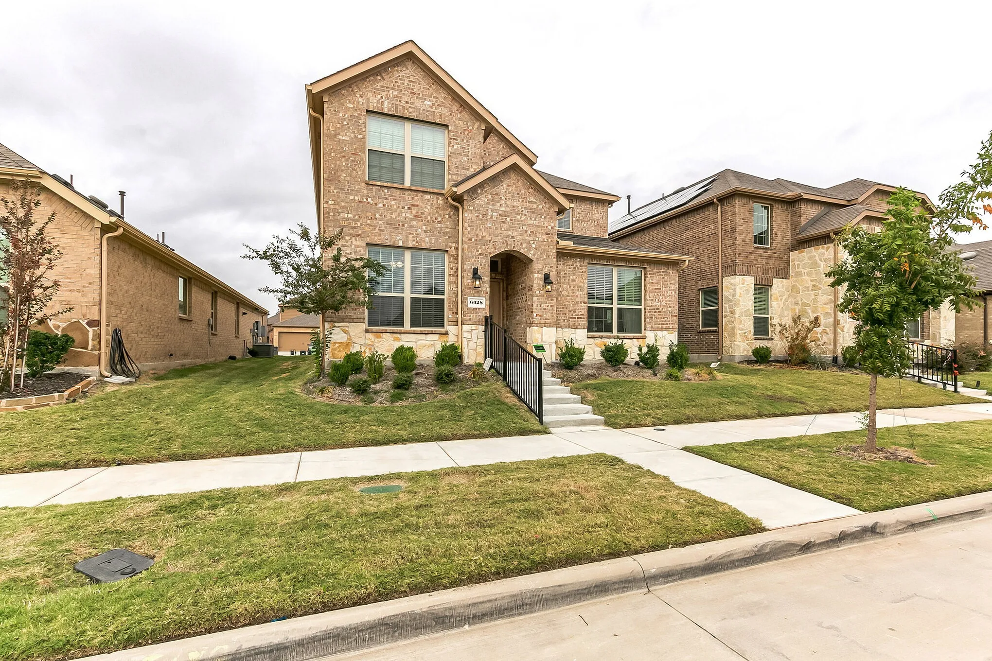 Single Family Residence For Rent in Denton County , 6028 Paddock Lane, Little Elm, Texas 76227, 4 Bedroom, 3 Bathroom, 2 Garage spaces, 2,286 Sqft, built in 2021, mls#21408587, Real Estate Agent in Little Elm, Homes For Rent in Denton county, Homes For Rent in Little Elm, Realtor in Little Elm Texas, Real Estate Brokerage Independent Realty Texas, Luminita Cordes Realtor