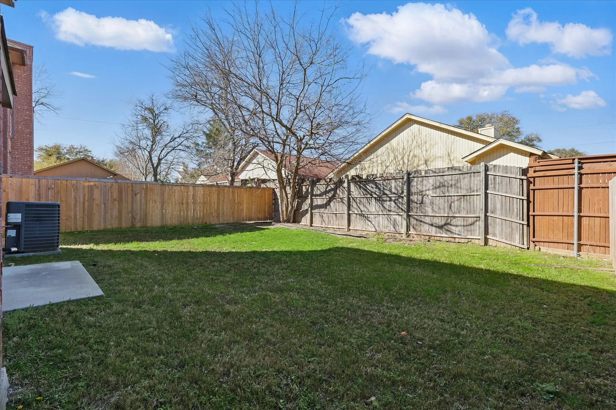 Townhouse For Rent in Dallas County , 3709 Pearl Trail, Garland, Texas 75044, 2 Bedroom, 3 Bathroom, 2 Garage spaces, 1,721 Sqft, built in 2007, mls#21408211, Real Estate Agent in Garland, Homes For Rent in Dallas county, Homes For Rent in Garland, Realtor in Garland Texas, Real Estate Brokerage Independent Realty Texas, Luminita Cordes Realtor
