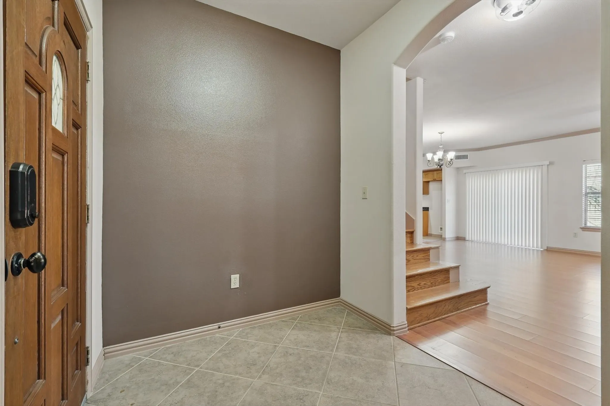 Townhouse For Rent in Dallas County , 3709 Pearl Trail, Garland, Texas 75044, 2 Bedroom, 3 Bathroom, 2 Garage spaces, 1,721 Sqft, built in 2007, mls#21408211, Real Estate Agent in Garland, Homes For Rent in Dallas county, Homes For Rent in Garland, Realtor in Garland Texas, Real Estate Brokerage Independent Realty Texas, Luminita Cordes Realtor
