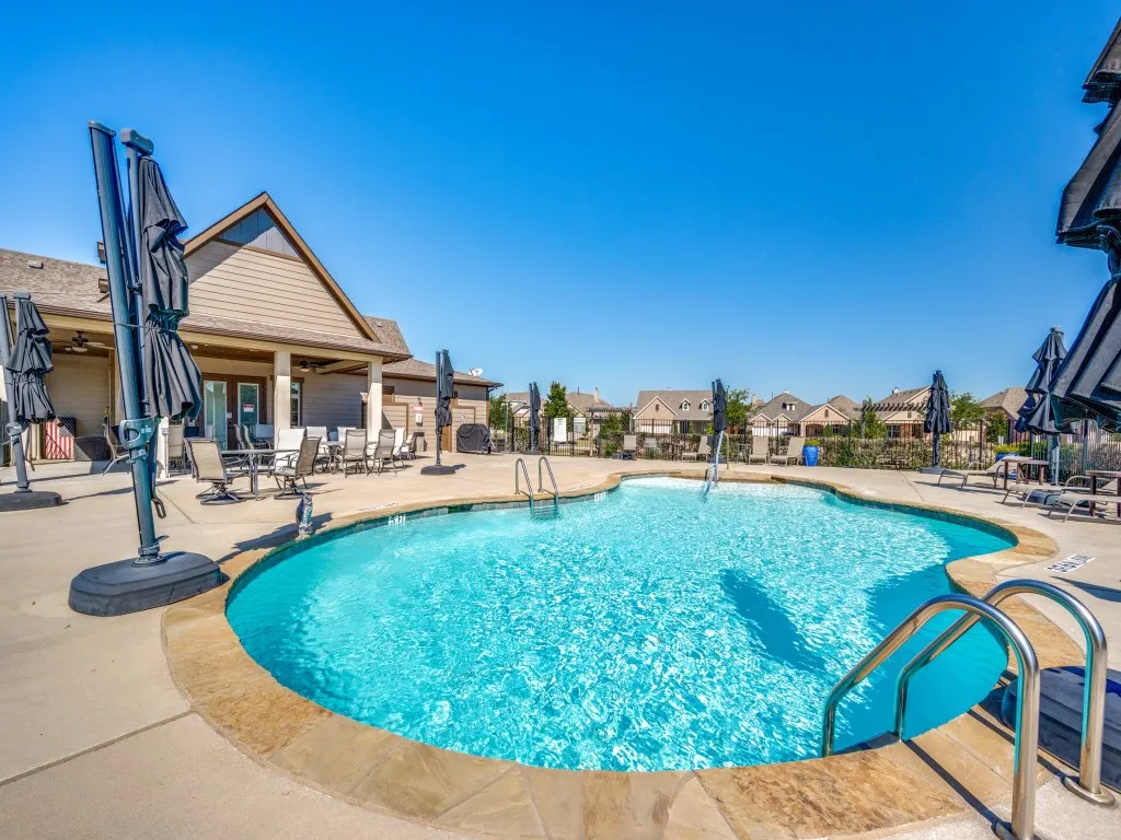 Resort-style amenities and low-maintenance living make everyday life feel easier