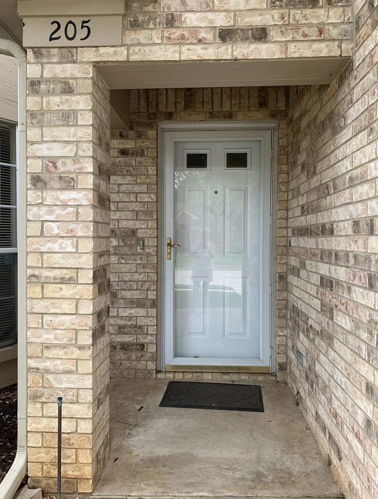 Single Family Residence For Rent in Tarrant County , 205 Branch Bend, Euless, Texas 76039, 3 Bedroom, 3 Bathroom, 2 Garage spaces, 1,924 Sqft, built in 1993, mls#21408688, Real Estate Agent in Euless, Homes For Rent in Tarrant county, Homes For Rent in Euless, Realtor in Euless Texas, Real Estate Brokerage Independent Realty Texas, Luminita Cordes Realtor