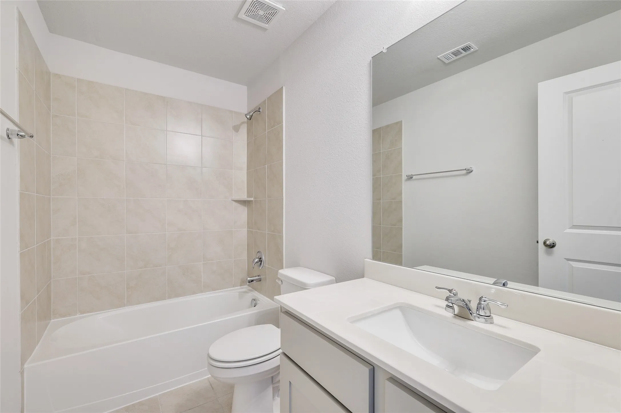 Single Family Residence For Sale in Collin County , 2429 Spring Side Drive, Royse City, Texas 75189, 3 Bedroom, 2 Bathroom, 2 Garage spaces, 1,865 Sqft, built in 2022, mls#21408050, Real Estate Agent in Royse City, Homes For Sale in Collin county, Homes For Sale in Royse City, Realtor in Royse City Texas, Real Estate Brokerage Independent Realty Texas, Luminita Cordes Realtor