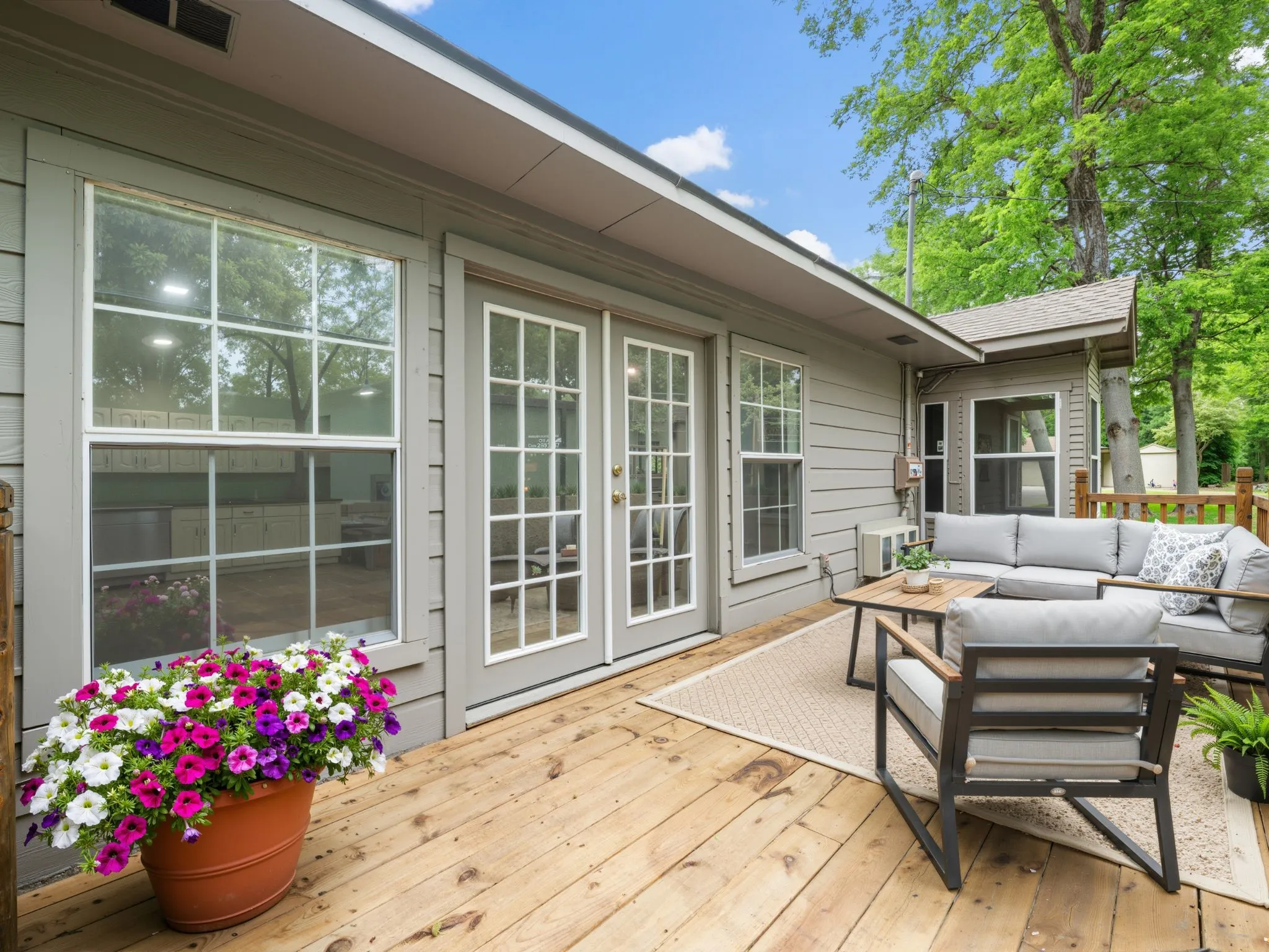 Single Family Residence For Rent in Collin County , 306 Westpark Drive N, Mc Kinney, Texas 75071, 3 Bedroom, 2 Bathroom, 2 Garage spaces, 2,669 Sqft, built in 1987, mls#21408685, Real Estate Agent in Mc Kinney, Homes For Rent in Collin county, Homes For Rent in Mc Kinney, Realtor in Mc Kinney Texas, Real Estate Brokerage Independent Realty Texas, Luminita Cordes Realtor