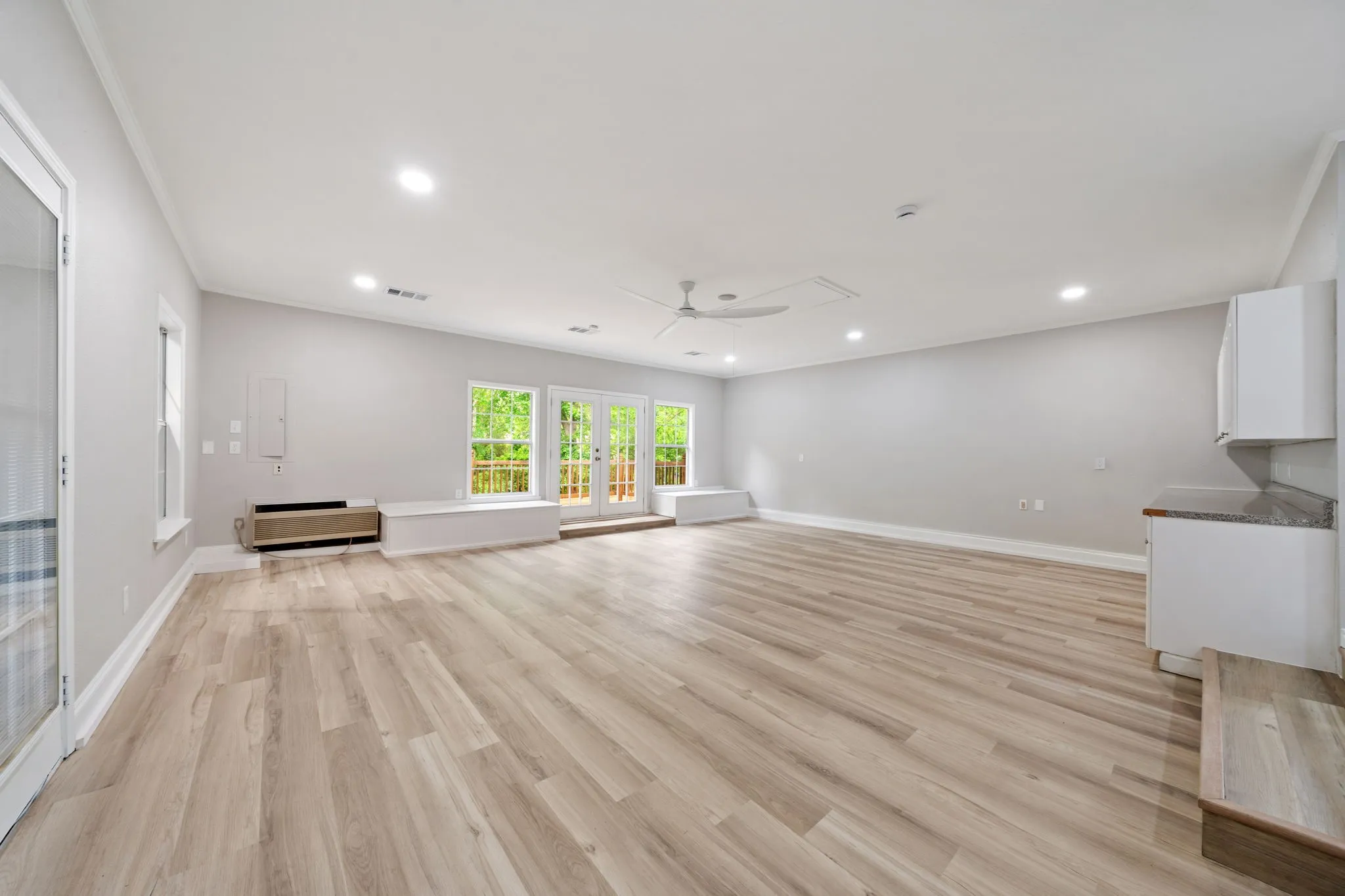Single Family Residence For Rent in Collin County , 306 Westpark Drive N, Mc Kinney, Texas 75071, 3 Bedroom, 2 Bathroom, 2 Garage spaces, 2,669 Sqft, built in 1987, mls#21408685, Real Estate Agent in Mc Kinney, Homes For Rent in Collin county, Homes For Rent in Mc Kinney, Realtor in Mc Kinney Texas, Real Estate Brokerage Independent Realty Texas, Luminita Cordes Realtor