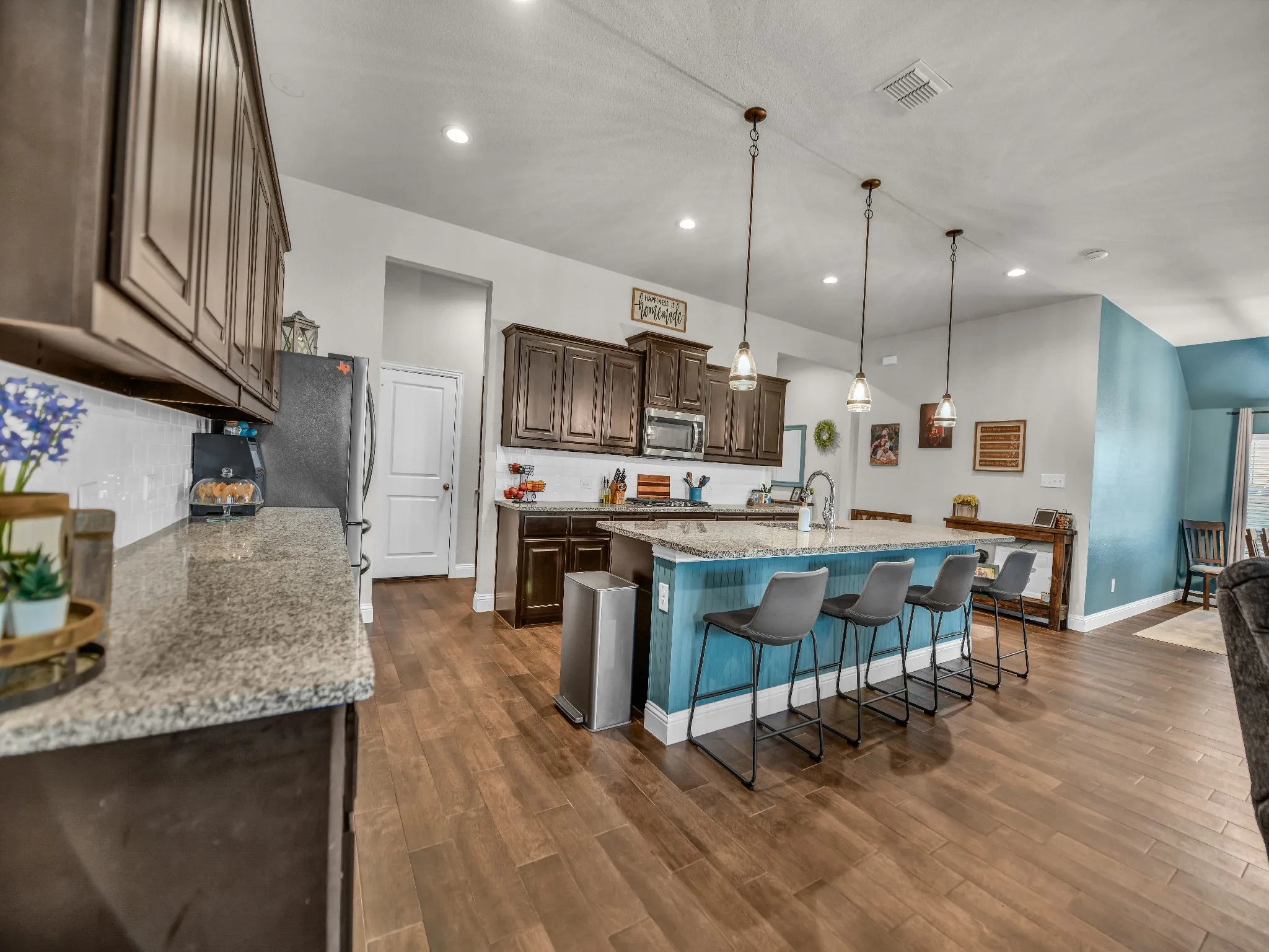 Single Family Residence For Sale in Parker County , 15129 Fleet Hill Road, Weatherford, Texas 76008, 4 Bedroom, 3 Bathroom, 2 Garage spaces, 2,473 Sqft, built in 2020, mls#21408700, Real Estate Agent in Weatherford, Homes For Sale in Parker county, Homes For Sale in Weatherford, Realtor in Weatherford Texas, Real Estate Brokerage Independent Realty Texas, Luminita Cordes Realtor