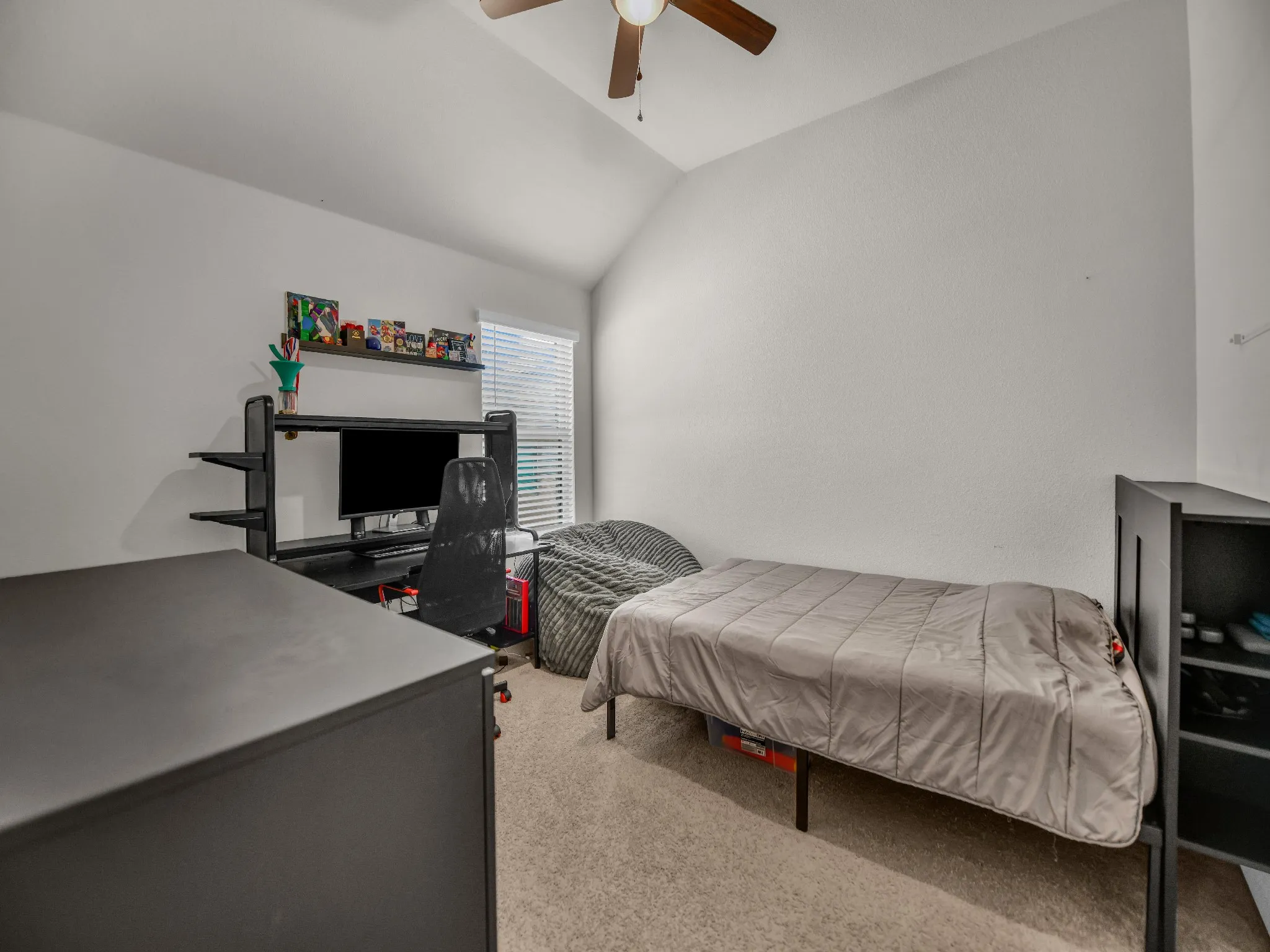 Single Family Residence For Sale in Parker County , 15129 Fleet Hill Road, Weatherford, Texas 76008, 4 Bedroom, 3 Bathroom, 2 Garage spaces, 2,473 Sqft, built in 2020, mls#21408700, Real Estate Agent in Weatherford, Homes For Sale in Parker county, Homes For Sale in Weatherford, Realtor in Weatherford Texas, Real Estate Brokerage Independent Realty Texas, Luminita Cordes Realtor