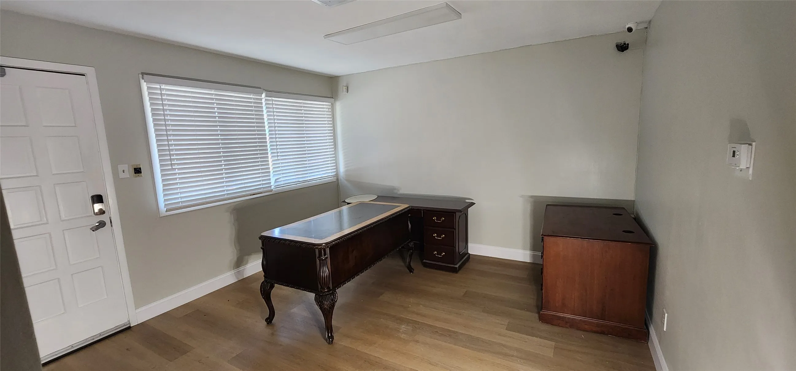 Office For Rent in Dallas County , 1050 N Belt line Road 103, Mesquite, Texas 75149, 0, 0, Garage spaces, 0 Sqft, built in 1983, mls#21408710, Real Estate Agent in Mesquite, Homes For Rent in Dallas county, Homes For Rent in Mesquite, Realtor in Mesquite Texas, Real Estate Brokerage Independent Realty Texas, Luminita Cordes Realtor