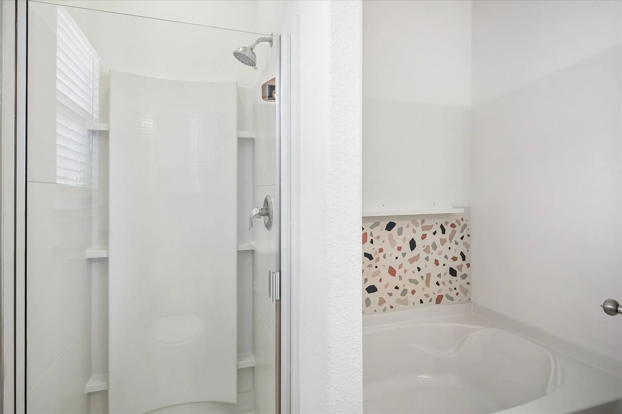 Single Family Residence For Sale in Tarrant County , 2228 Simmental Road, Fort Worth, Texas 76131, 3 Bedroom, 2 Bathroom, 2 Garage spaces, 1,954 Sqft, built in 2016, mls#21407039, Real Estate Agent in Fort Worth, Homes For Sale in Tarrant county, Homes For Sale in Fort Worth, Realtor in Fort Worth Texas, Real Estate Brokerage Independent Realty Texas, Luminita Cordes Realtor