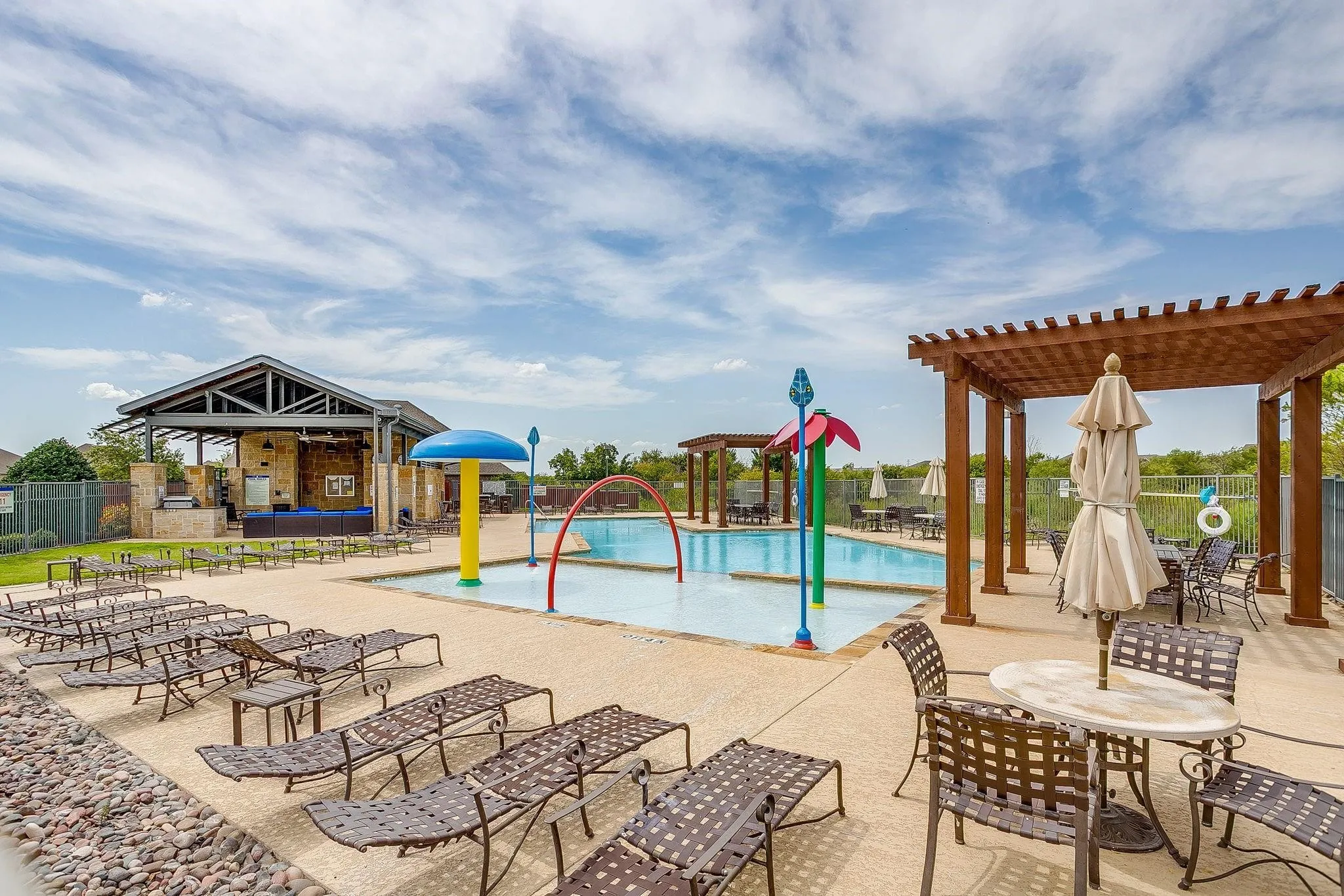 Single Family Residence For Sale in Tarrant County , 2228 Simmental Road, Fort Worth, Texas 76131, 3 Bedroom, 2 Bathroom, 2 Garage spaces, 1,954 Sqft, built in 2016, mls#21407039, Real Estate Agent in Fort Worth, Homes For Sale in Tarrant county, Homes For Sale in Fort Worth, Realtor in Fort Worth Texas, Real Estate Brokerage Independent Realty Texas, Luminita Cordes Realtor
