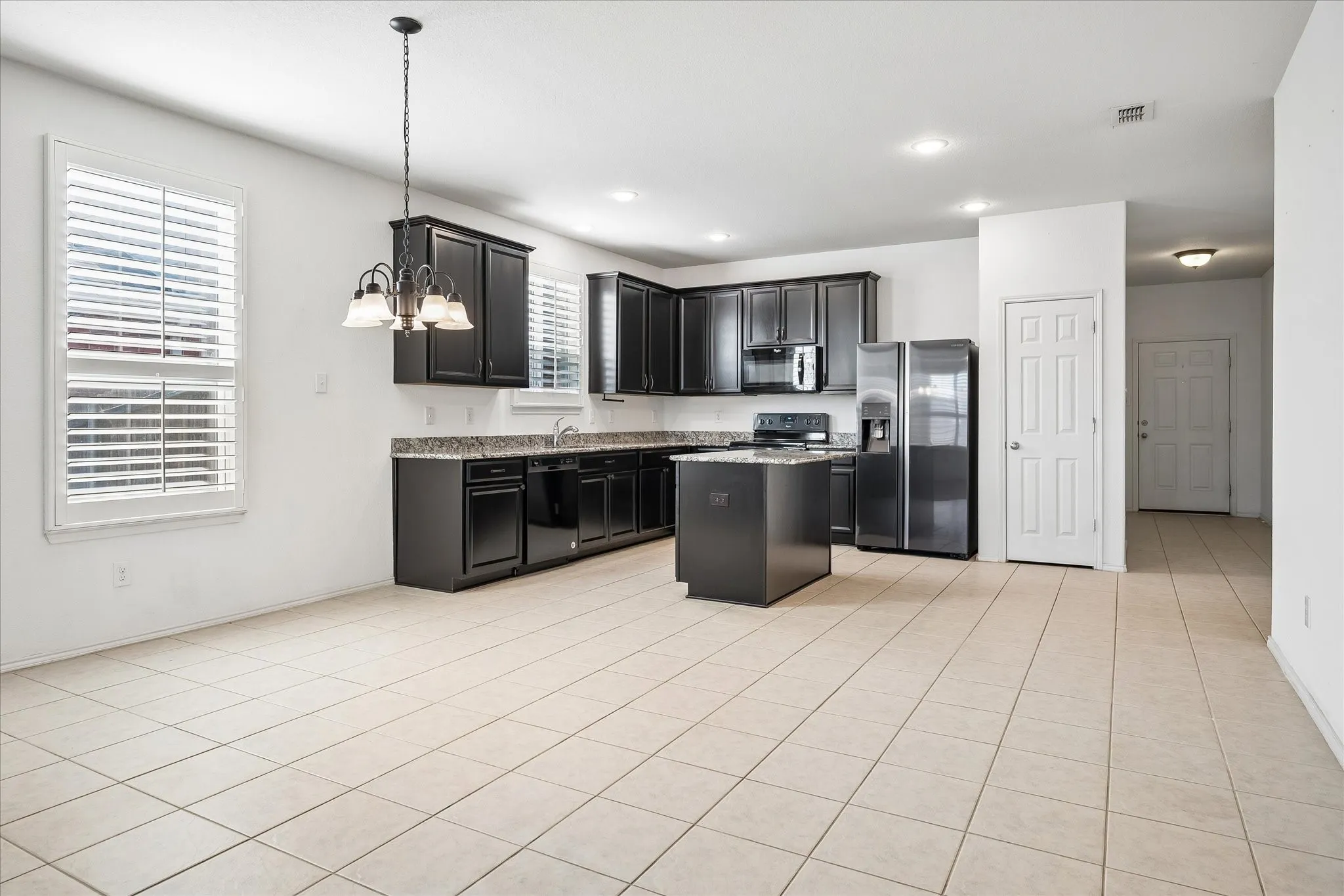Single Family Residence For Sale in Tarrant County , 2228 Simmental Road, Fort Worth, Texas 76131, 3 Bedroom, 2 Bathroom, 2 Garage spaces, 1,954 Sqft, built in 2016, mls#21407039, Real Estate Agent in Fort Worth, Homes For Sale in Tarrant county, Homes For Sale in Fort Worth, Realtor in Fort Worth Texas, Real Estate Brokerage Independent Realty Texas, Luminita Cordes Realtor