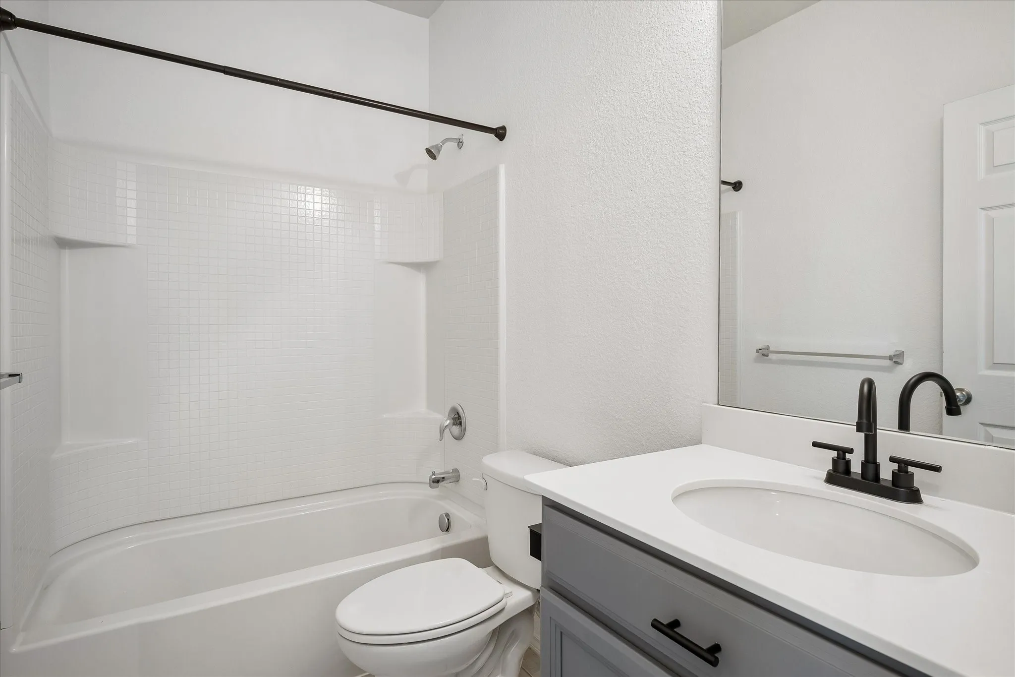 Single Family Residence For Sale in Tarrant County , 2228 Simmental Road, Fort Worth, Texas 76131, 3 Bedroom, 2 Bathroom, 2 Garage spaces, 1,954 Sqft, built in 2016, mls#21407039, Real Estate Agent in Fort Worth, Homes For Sale in Tarrant county, Homes For Sale in Fort Worth, Realtor in Fort Worth Texas, Real Estate Brokerage Independent Realty Texas, Luminita Cordes Realtor