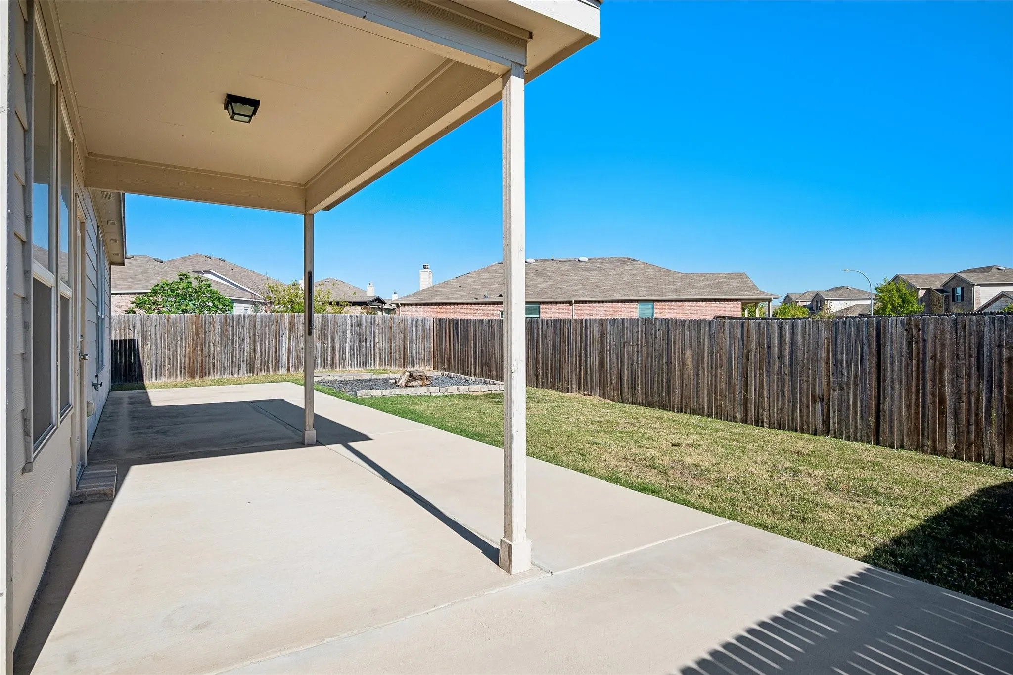Single Family Residence For Sale in Tarrant County , 2228 Simmental Road, Fort Worth, Texas 76131, 3 Bedroom, 2 Bathroom, 2 Garage spaces, 1,954 Sqft, built in 2016, mls#21407039, Real Estate Agent in Fort Worth, Homes For Sale in Tarrant county, Homes For Sale in Fort Worth, Realtor in Fort Worth Texas, Real Estate Brokerage Independent Realty Texas, Luminita Cordes Realtor