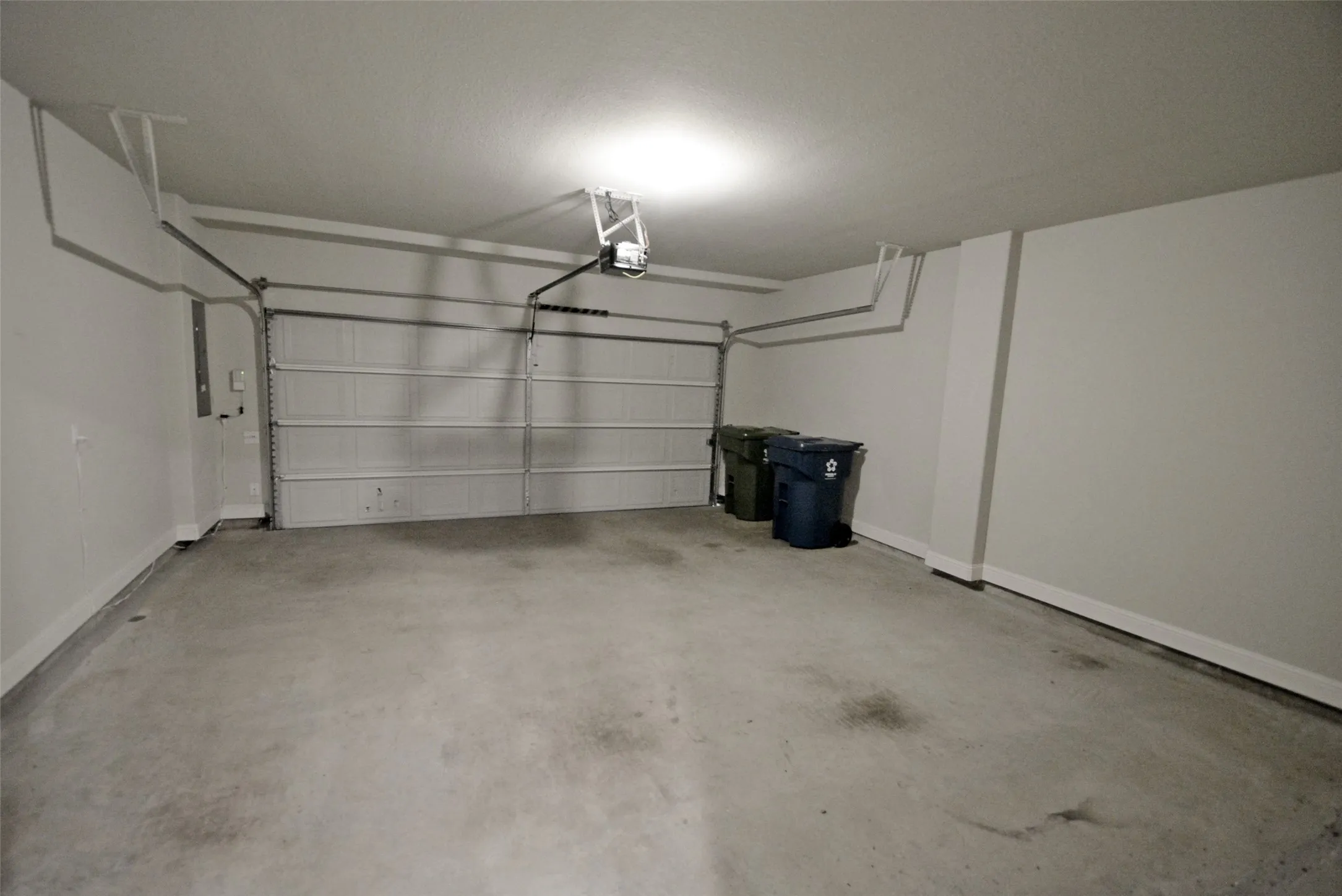 Triplex For Rent in Denton County , 5626 Niagara Road, The Colony, Texas 75056, 3 Bedroom, 3 Bathroom, 2 Garage spaces, 2,069 Sqft, built in 2019, mls#21408702, Real Estate Agent in The Colony, Homes For Rent in Denton county, Homes For Rent in The Colony, Realtor in The Colony Texas, Real Estate Brokerage Independent Realty Texas, Luminita Cordes Realtor