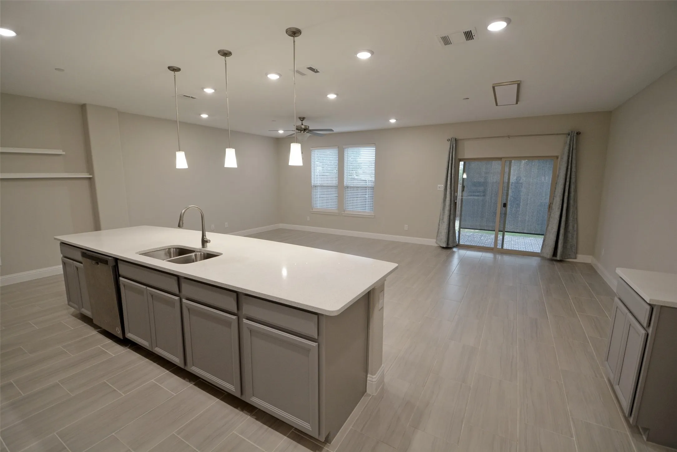 Triplex For Rent in Denton County , 5626 Niagara Road, The Colony, Texas 75056, 3 Bedroom, 3 Bathroom, 2 Garage spaces, 2,069 Sqft, built in 2019, mls#21408702, Real Estate Agent in The Colony, Homes For Rent in Denton county, Homes For Rent in The Colony, Realtor in The Colony Texas, Real Estate Brokerage Independent Realty Texas, Luminita Cordes Realtor
