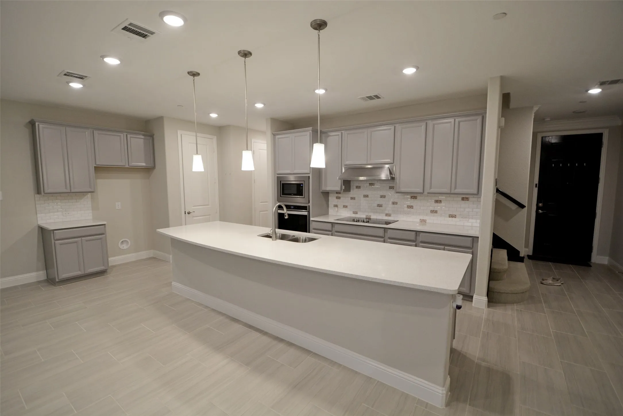 Triplex For Rent in Denton County , 5626 Niagara Road, The Colony, Texas 75056, 3 Bedroom, 3 Bathroom, 2 Garage spaces, 2,069 Sqft, built in 2019, mls#21408702, Real Estate Agent in The Colony, Homes For Rent in Denton county, Homes For Rent in The Colony, Realtor in The Colony Texas, Real Estate Brokerage Independent Realty Texas, Luminita Cordes Realtor