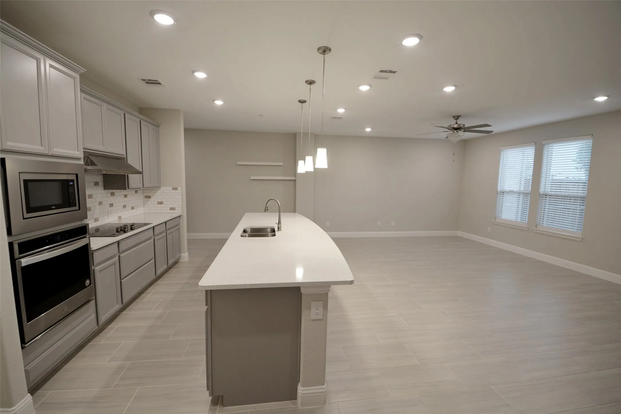 Triplex For Rent in Denton County , 5626 Niagara Road, The Colony, Texas 75056, 3 Bedroom, 3 Bathroom, 2 Garage spaces, 2,069 Sqft, built in 2019, mls#21408702, Real Estate Agent in The Colony, Homes For Rent in Denton county, Homes For Rent in The Colony, Realtor in The Colony Texas, Real Estate Brokerage Independent Realty Texas, Luminita Cordes Realtor
