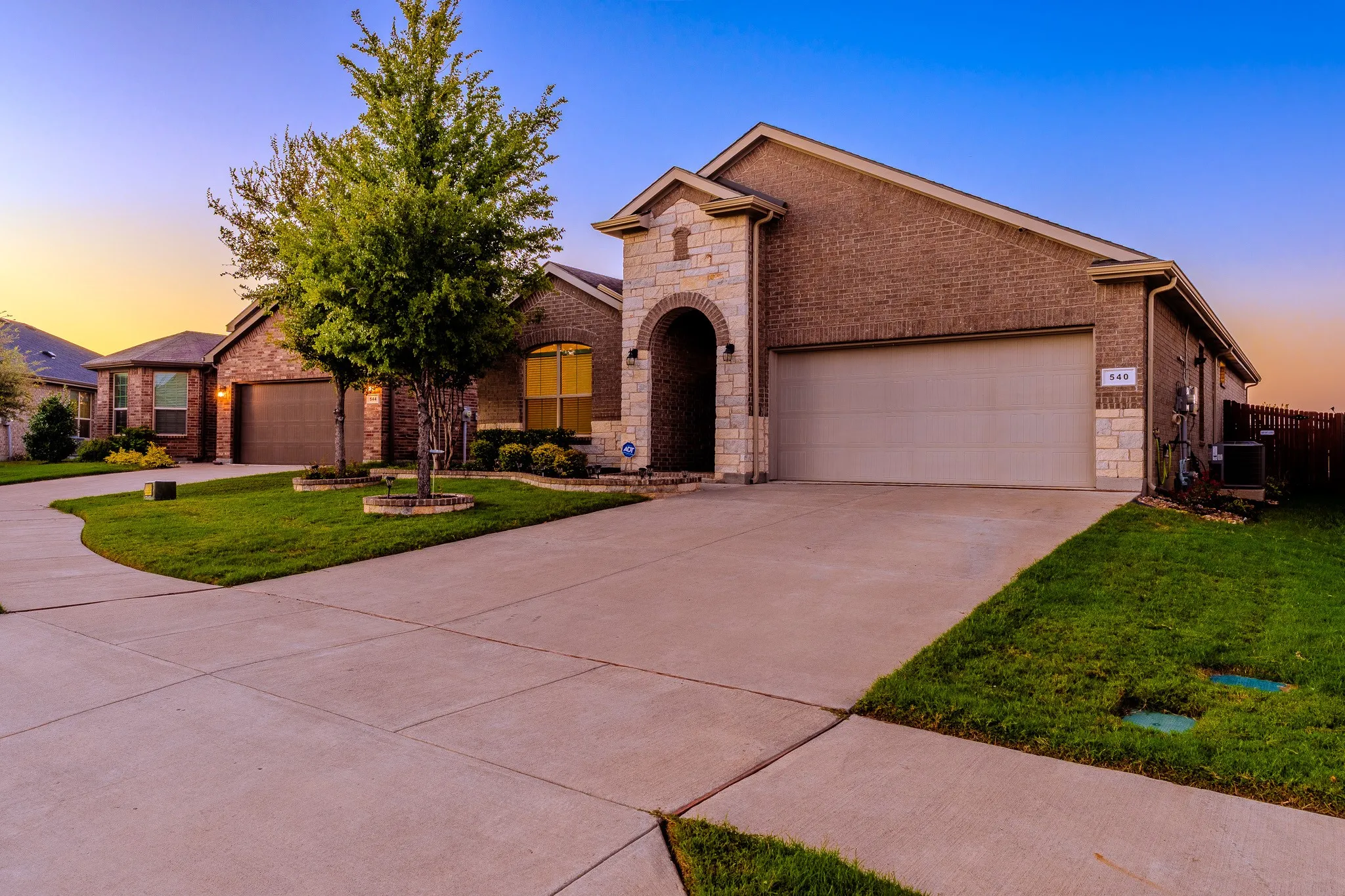 Single Family Residence For Sale in Tarrant County , 540 Dunmore Drive, Haslet, Texas 76052, 4 Bedroom, 2 Bathroom, 2 Garage spaces, 2,015 Sqft, built in 2021, mls#21408690, Real Estate Agent in Haslet, Homes For Sale in Tarrant county, Homes For Sale in Haslet, Realtor in Haslet Texas, Real Estate Brokerage Independent Realty Texas, Luminita Cordes Realtor