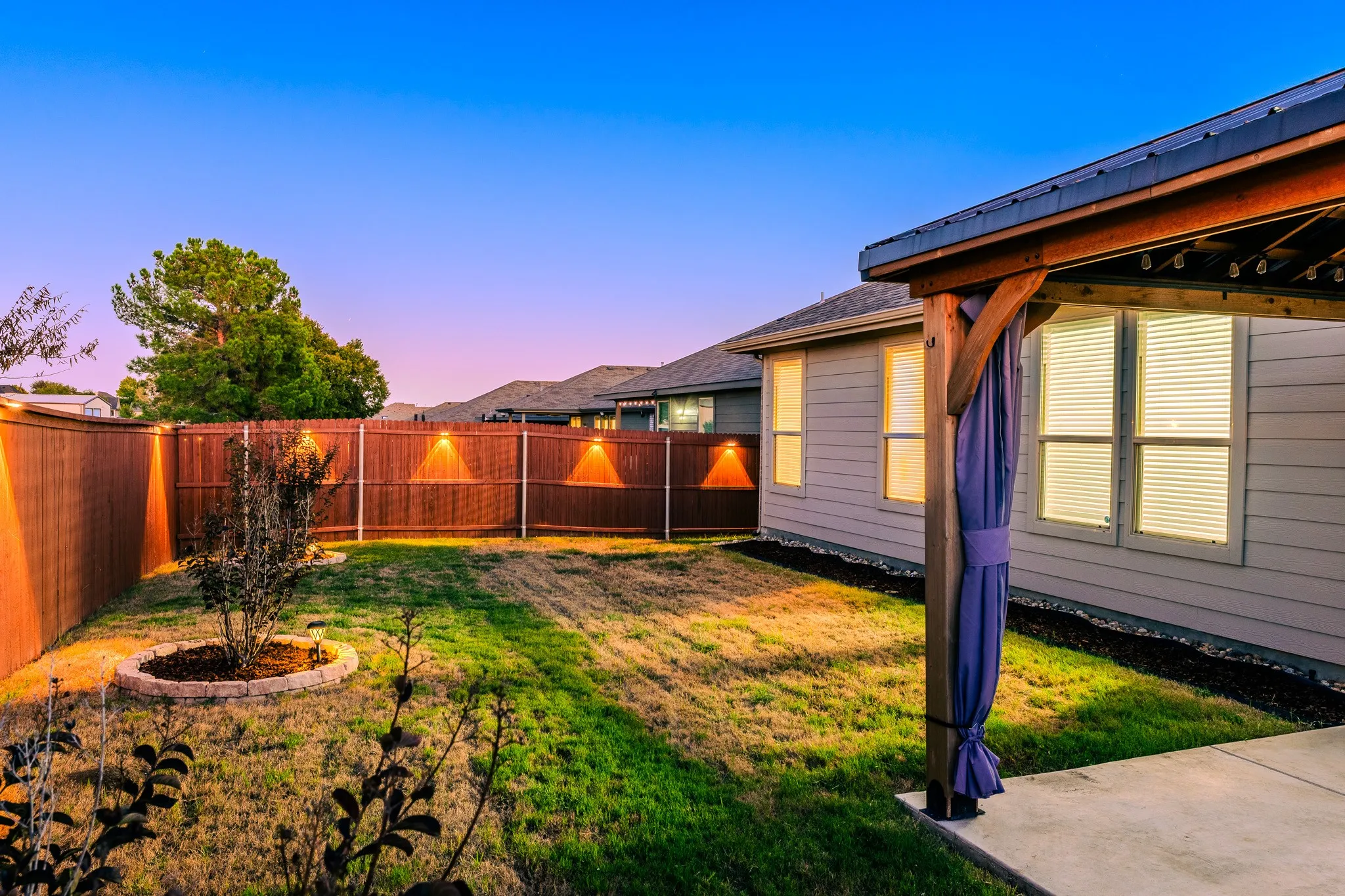 Single Family Residence For Sale in Tarrant County , 540 Dunmore Drive, Haslet, Texas 76052, 4 Bedroom, 2 Bathroom, 2 Garage spaces, 2,015 Sqft, built in 2021, mls#21408690, Real Estate Agent in Haslet, Homes For Sale in Tarrant county, Homes For Sale in Haslet, Realtor in Haslet Texas, Real Estate Brokerage Independent Realty Texas, Luminita Cordes Realtor