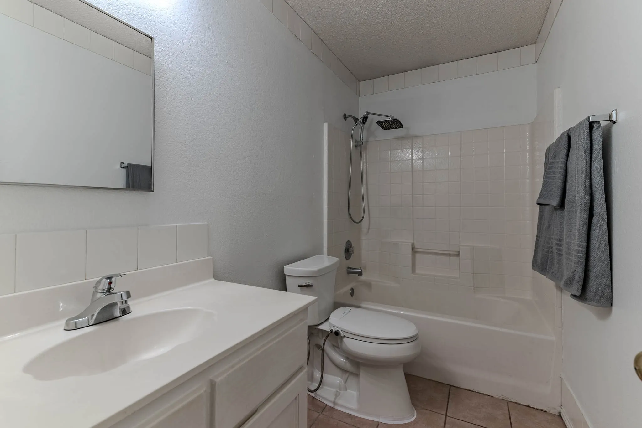 Single Family Residence For Sale in Collin County , 3002 Cedar Crest Drive, Mc Kinney, Texas 75070, 4 Bedroom, 3 Bathroom, 2 Garage spaces, 2,703 Sqft, built in 1997, mls#21408684, Real Estate Agent in Mc Kinney, Homes For Sale in Collin county, Homes For Sale in Mc Kinney, Realtor in Mc Kinney Texas, Real Estate Brokerage Independent Realty Texas, Luminita Cordes Realtor