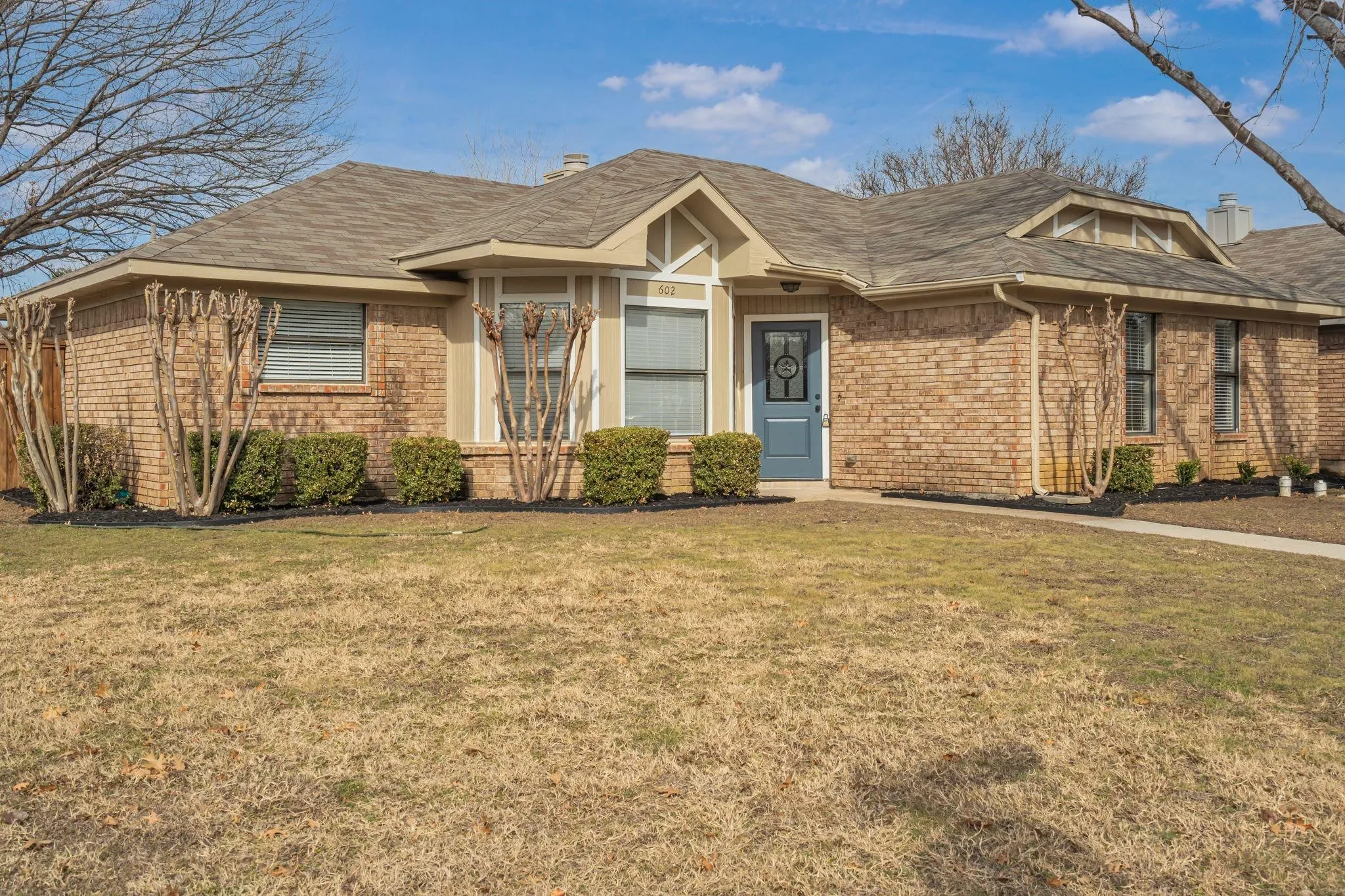 Single Family Residence For Rent