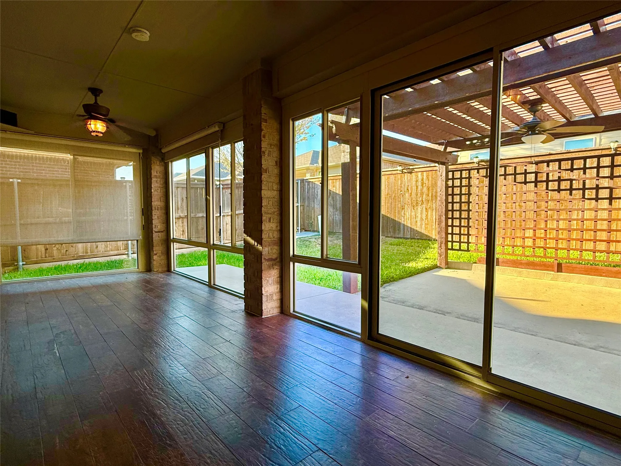 Single Family Residence For Rent in Tarrant County , 6500 Sierra Madre Drive, Fort Worth, Texas 76179, 3 Bedroom, 2 Bathroom, 2 Garage spaces, 1,554 Sqft, built in 2005, mls#21408525, Real Estate Agent in Fort Worth, Homes For Rent in Tarrant county, Homes For Rent in Fort Worth, Realtor in Fort Worth Texas, Real Estate Brokerage Independent Realty Texas, Luminita Cordes Realtor
