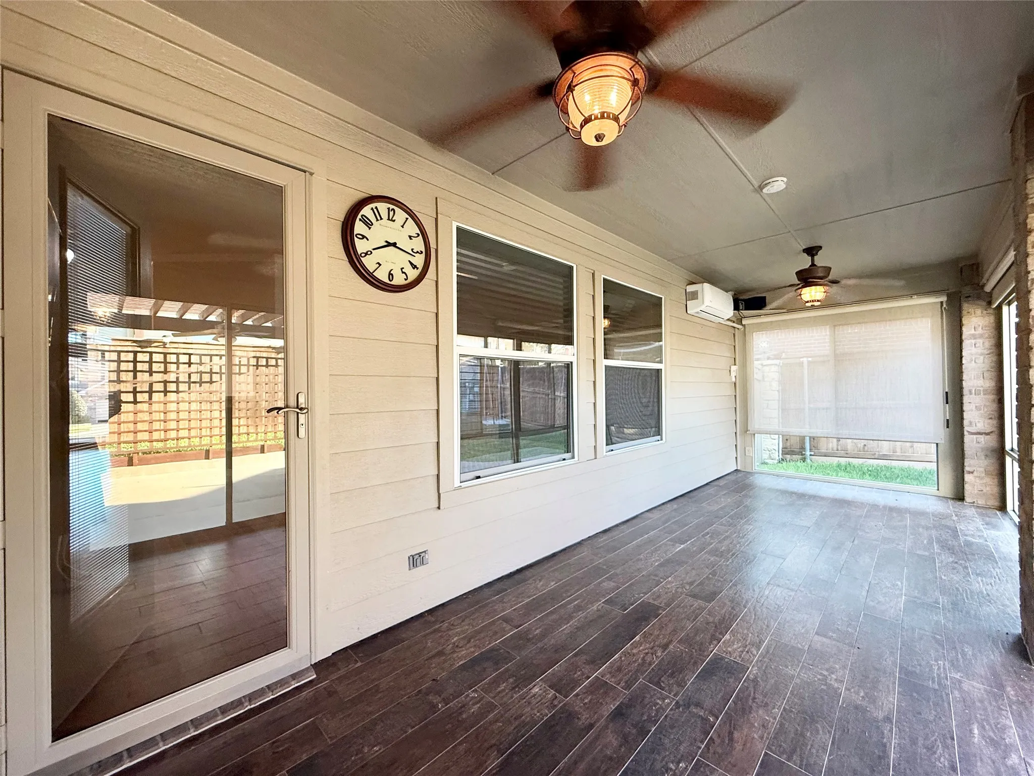Single Family Residence For Rent in Tarrant County , 6500 Sierra Madre Drive, Fort Worth, Texas 76179, 3 Bedroom, 2 Bathroom, 2 Garage spaces, 1,554 Sqft, built in 2005, mls#21408525, Real Estate Agent in Fort Worth, Homes For Rent in Tarrant county, Homes For Rent in Fort Worth, Realtor in Fort Worth Texas, Real Estate Brokerage Independent Realty Texas, Luminita Cordes Realtor