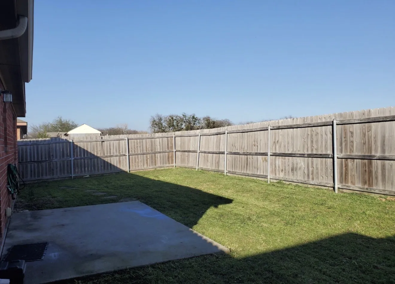 Single Family Residence For Sale in Collin County , 417 Joyce Way, Mc Kinney, Texas 75069, 3 Bedroom, 2 Bathroom, 2 Garage spaces, 1,364 Sqft, built in 2006, mls#21407558, Real Estate Agent in Mc Kinney, Homes For Sale in Collin county, Homes For Sale in Mc Kinney, Realtor in Mc Kinney Texas, Real Estate Brokerage Independent Realty Texas, Luminita Cordes Realtor
