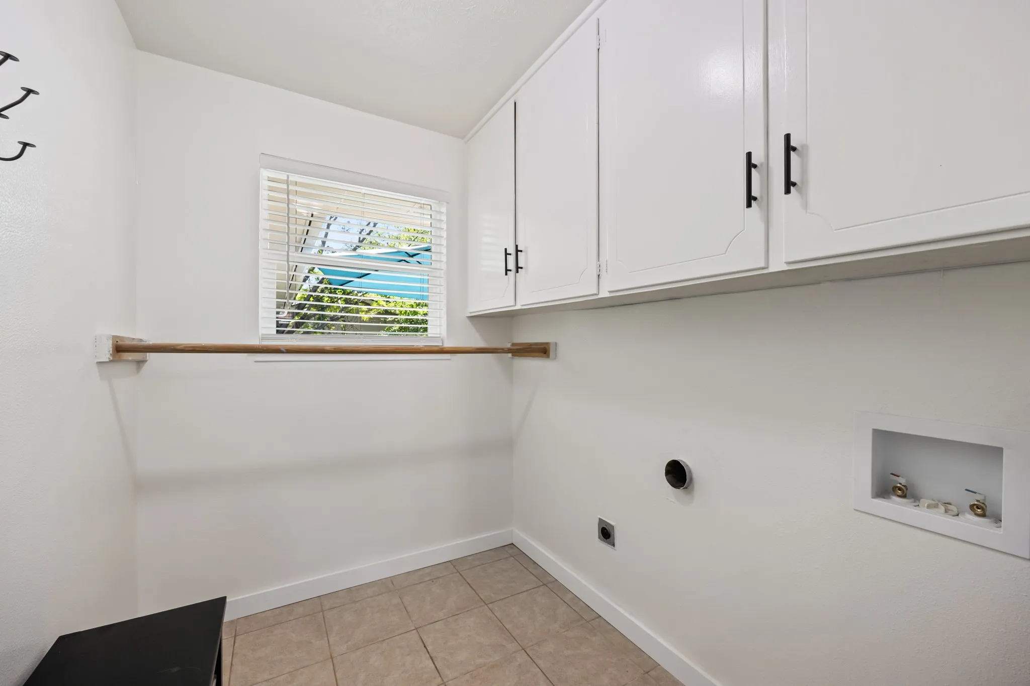 Single Family Residence For Sale in Dallas County , 5235 Dazzle Drive, Dallas, Texas 75232, 3 Bedroom, 2 Bathroom, 2 Garage spaces, 1,516 Sqft, built in 1963, mls#21406488, Real Estate Agent in Dallas, Homes For Sale in Dallas county, Homes For Sale in Dallas, Realtor in Dallas Texas, Real Estate Brokerage Independent Realty Texas, Luminita Cordes Realtor