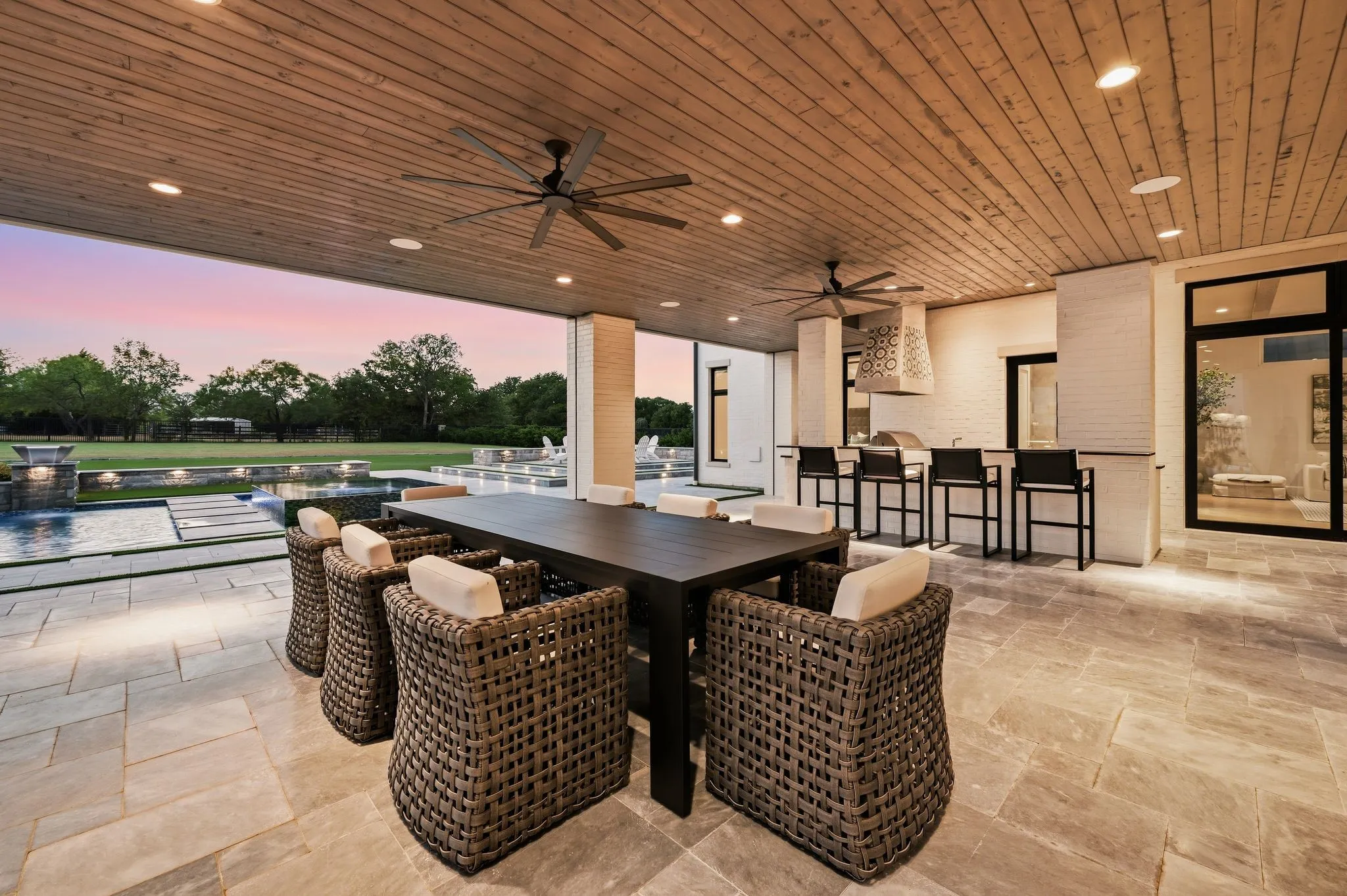 Single Family Residence For Sale in Denton County , 4404 Saddleback Lane, Southlake, Texas 76092, 5 Bedroom, 6 Bathroom, 4 Garage spaces, 7,172 Sqft, built in 2020, mls#21407115, Real Estate Agent in Southlake, Homes For Sale in Denton county, Homes For Sale in Southlake, Realtor in Southlake Texas, Real Estate Brokerage Independent Realty Texas, Luminita Cordes Realtor