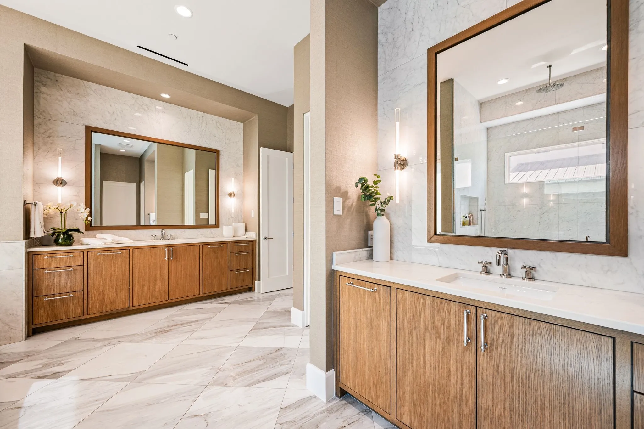Single Family Residence For Sale in Denton County , 4404 Saddleback Lane, Southlake, Texas 76092, 5 Bedroom, 6 Bathroom, 4 Garage spaces, 7,172 Sqft, built in 2020, mls#21407115, Real Estate Agent in Southlake, Homes For Sale in Denton county, Homes For Sale in Southlake, Realtor in Southlake Texas, Real Estate Brokerage Independent Realty Texas, Luminita Cordes Realtor