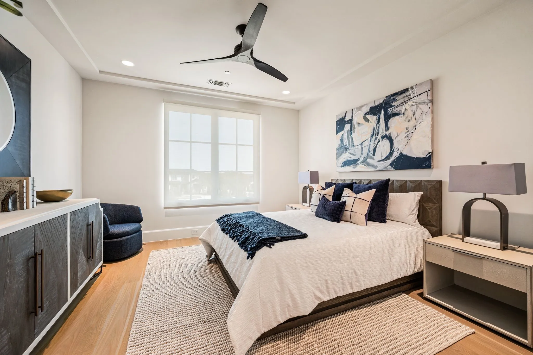 Single Family Residence For Sale in Denton County , 4404 Saddleback Lane, Southlake, Texas 76092, 5 Bedroom, 6 Bathroom, 4 Garage spaces, 7,172 Sqft, built in 2020, mls#21407115, Real Estate Agent in Southlake, Homes For Sale in Denton county, Homes For Sale in Southlake, Realtor in Southlake Texas, Real Estate Brokerage Independent Realty Texas, Luminita Cordes Realtor