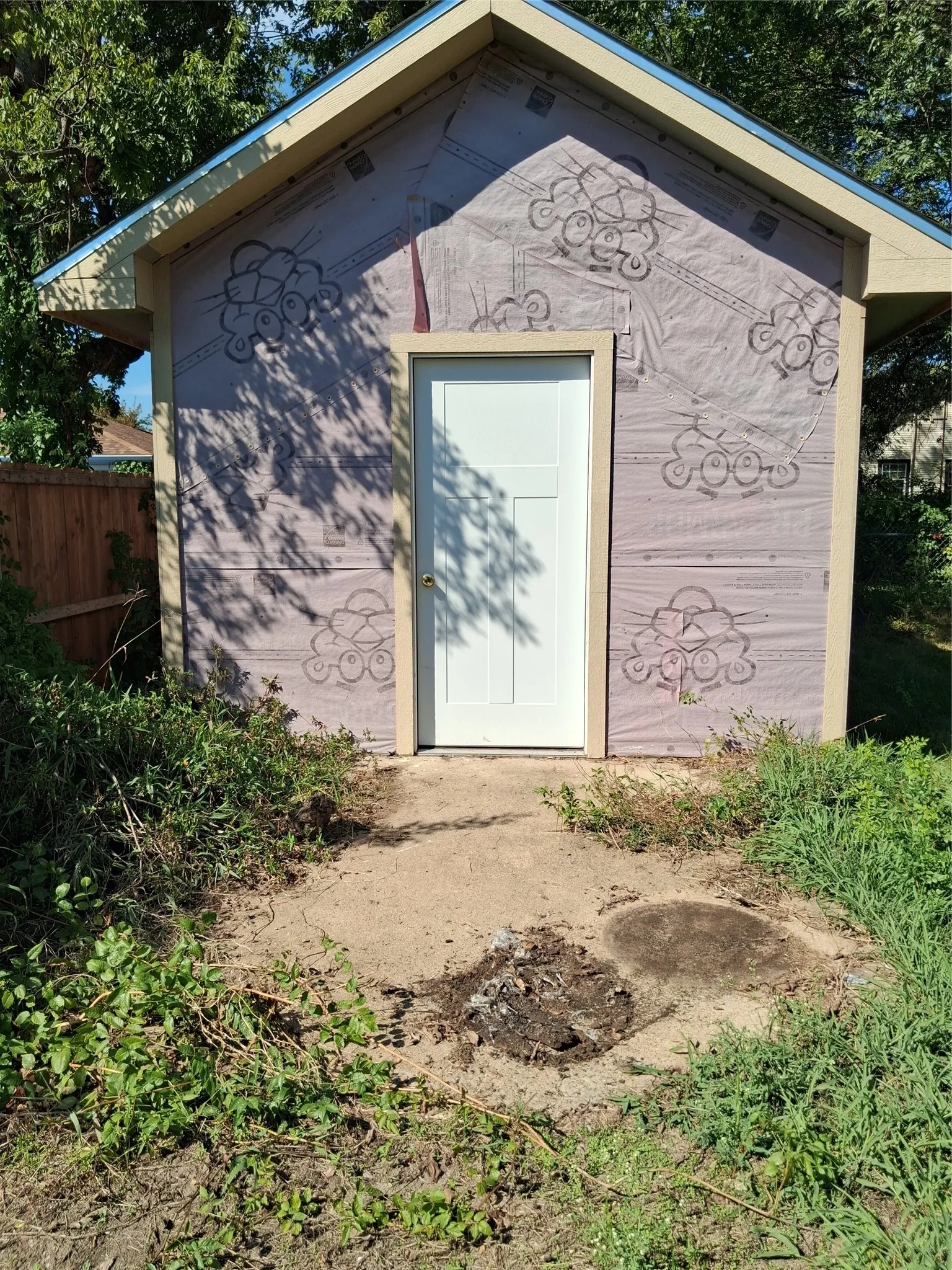 Single Family Residence For Sale in Grayson County , 319 W Moore Street, Sherman, Texas 75090, 3 Bedroom, 1 Bathroom, Garage spaces, 1,272 Sqft, built in 1980, mls#21408533, Real Estate Agent in Sherman, Homes For Sale in Grayson county, Homes For Sale in Sherman, Realtor in Sherman Texas, Real Estate Brokerage Independent Realty Texas, Luminita Cordes Realtor
