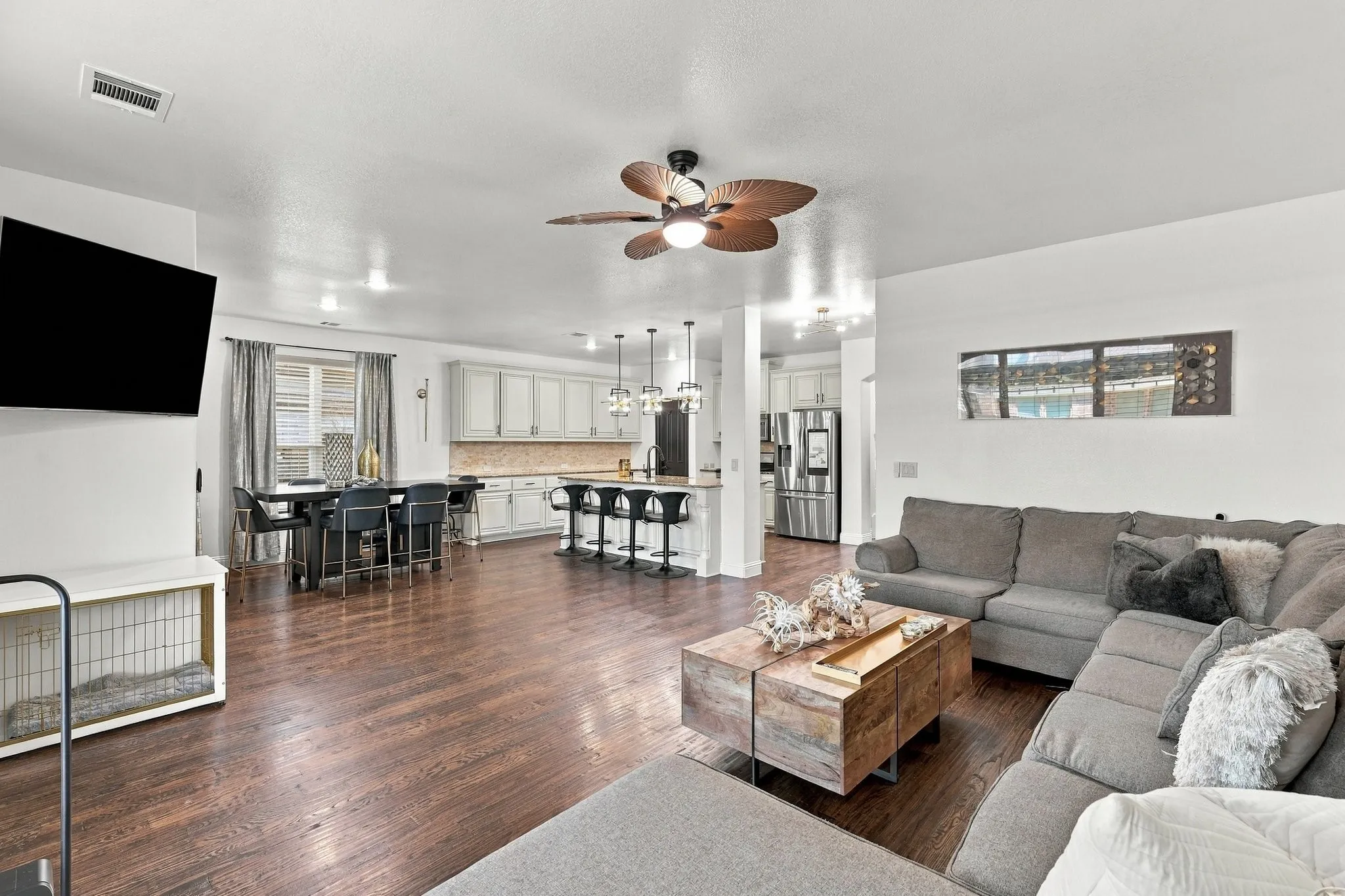 Single Family Residence For Sale in Denton County , 1721 Whistler Drive, Little Elm, Texas 75068, 4 Bedroom, 3 Bathroom, 2 Garage spaces, 3,027 Sqft, built in 2016, mls#21408572, Real Estate Agent in Little Elm, Homes For Sale in Denton county, Homes For Sale in Little Elm, Realtor in Little Elm Texas, Real Estate Brokerage Independent Realty Texas, Luminita Cordes Realtor