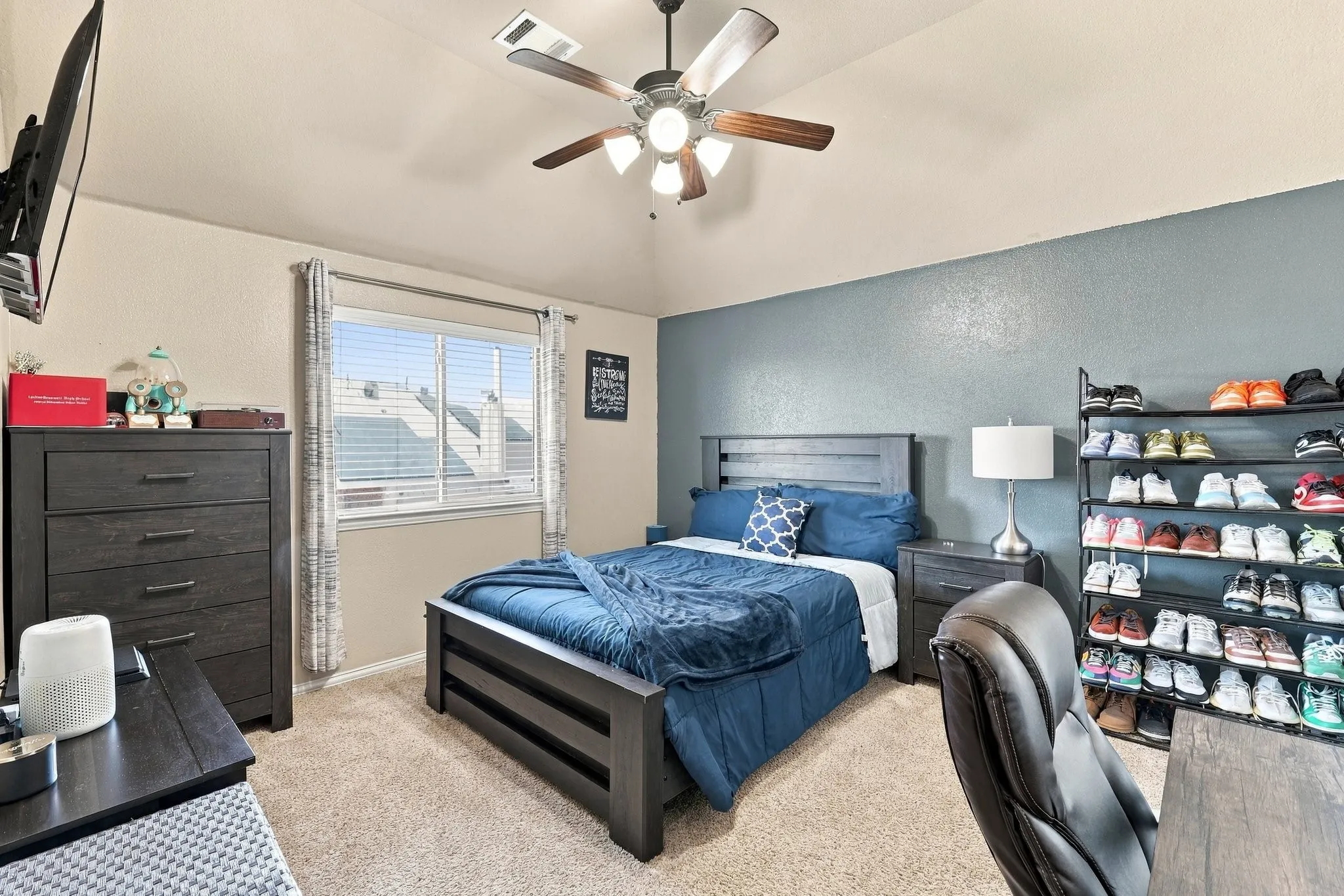 Single Family Residence For Sale in Denton County , 1721 Whistler Drive, Little Elm, Texas 75068, 4 Bedroom, 3 Bathroom, 2 Garage spaces, 3,027 Sqft, built in 2016, mls#21408572, Real Estate Agent in Little Elm, Homes For Sale in Denton county, Homes For Sale in Little Elm, Realtor in Little Elm Texas, Real Estate Brokerage Independent Realty Texas, Luminita Cordes Realtor