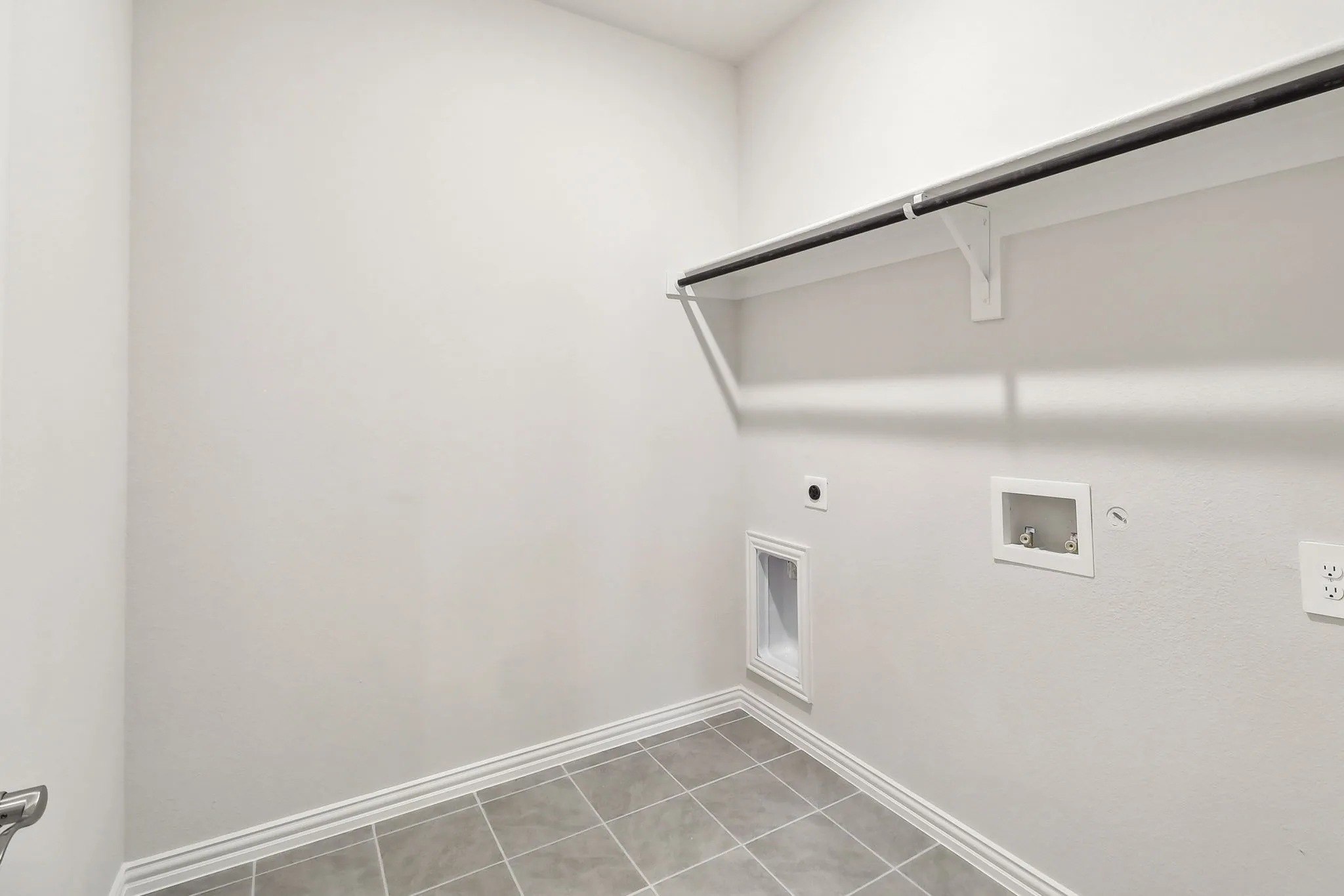 Single Family Residence For Rent in Grayson County , 2124 Gustavus Drive, Sherman, Texas 75092, 3 Bedroom, 2 Bathroom, 2 Garage spaces, 1,659 Sqft, built in 2024, mls#21407757, Real Estate Agent in Sherman, Homes For Rent in Grayson county, Homes For Rent in Sherman, Realtor in Sherman Texas, Real Estate Brokerage Independent Realty Texas, Luminita Cordes Realtor