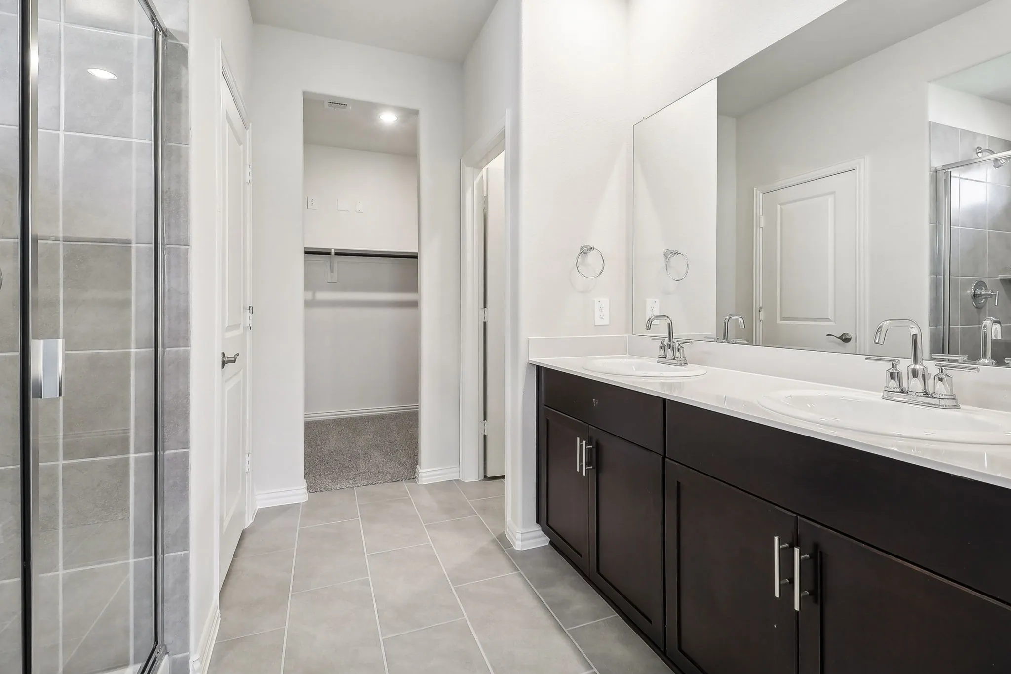 Single Family Residence For Rent in Grayson County , 2124 Gustavus Drive, Sherman, Texas 75092, 3 Bedroom, 2 Bathroom, 2 Garage spaces, 1,659 Sqft, built in 2024, mls#21407757, Real Estate Agent in Sherman, Homes For Rent in Grayson county, Homes For Rent in Sherman, Realtor in Sherman Texas, Real Estate Brokerage Independent Realty Texas, Luminita Cordes Realtor