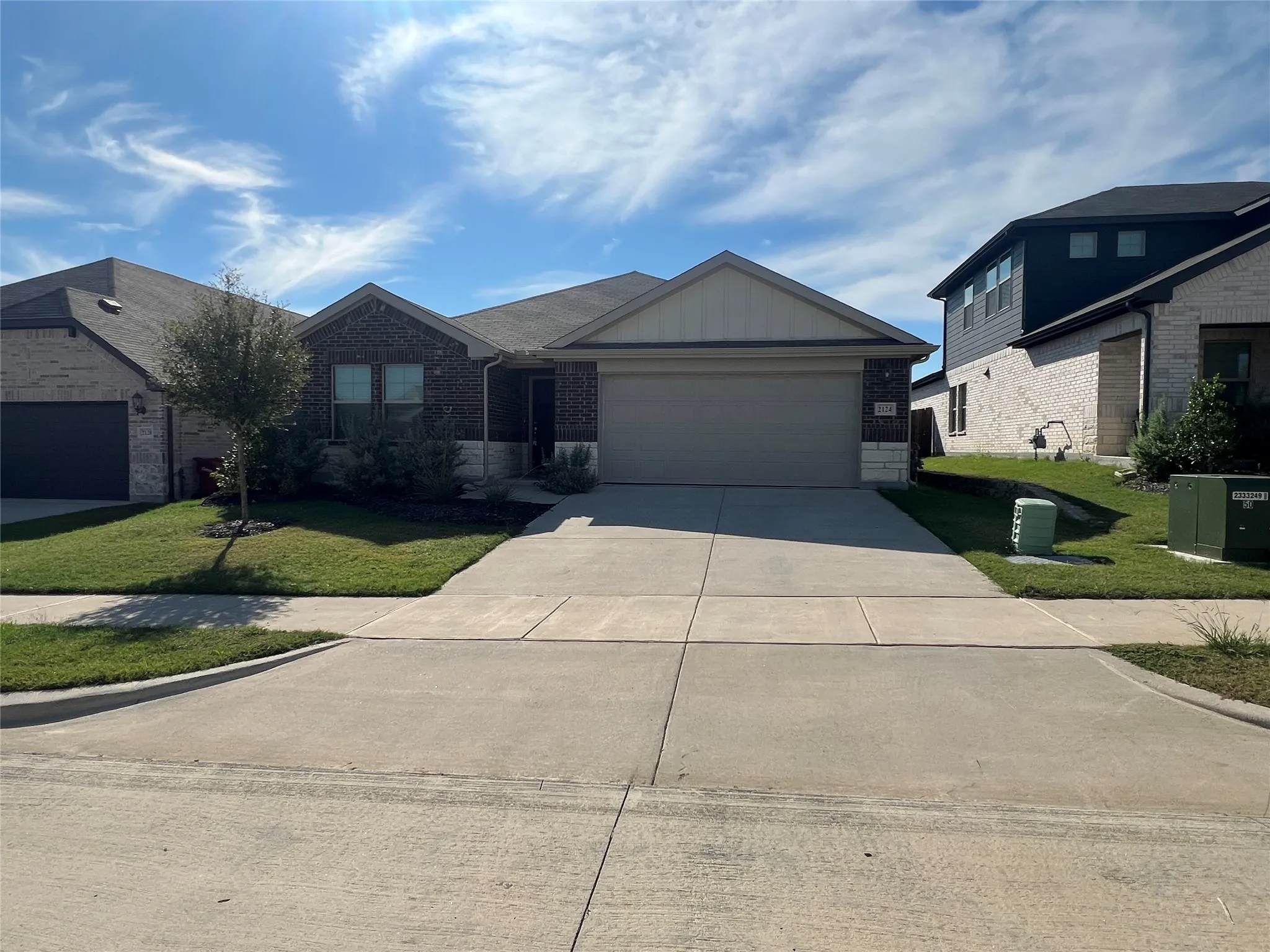 Single Family Residence For Rent in Grayson County , 2124 Gustavus Drive, Sherman, Texas 75092, 3 Bedroom, 2 Bathroom, 2 Garage spaces, 1,659 Sqft, built in 2024, mls#21407757, Real Estate Agent in Sherman, Homes For Rent in Grayson county, Homes For Rent in Sherman, Realtor in Sherman Texas, Real Estate Brokerage Independent Realty Texas, Luminita Cordes Realtor