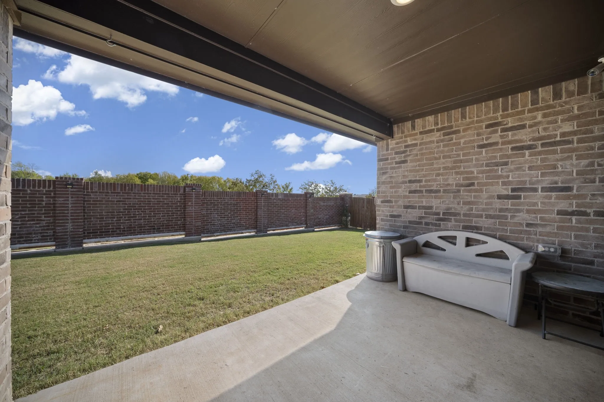 Single Family Residence For Sale in Ellis County , 216 Churchill Court, Waxahachie, Texas 75165, 4 Bedroom, 2 Bathroom, 2 Garage spaces, 1,764 Sqft, built in 2021, mls#21407103, Real Estate Agent in Waxahachie, Homes For Sale in Ellis county, Homes For Sale in Waxahachie, Realtor in Waxahachie Texas, Real Estate Brokerage Independent Realty Texas, Luminita Cordes Realtor
